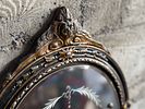 VICTORIAN ARCHED WALL MIRROR. This lot features a Victorian arched wall mirror with an ornate Image - 2