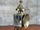 BRASS CARRIAGE LANTERN. This lot features an antique brass carriage lantern with a conical base Image - 2