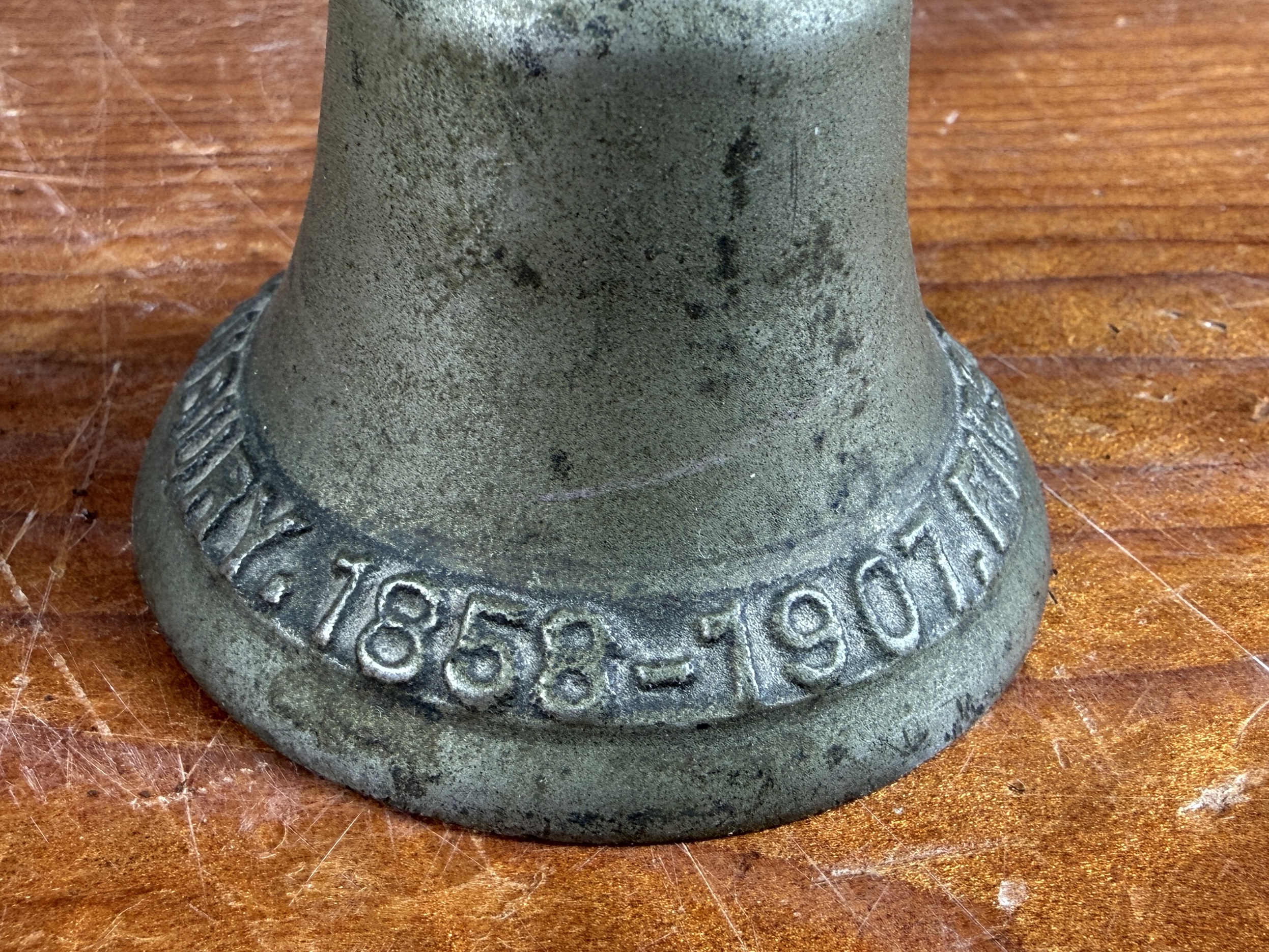FIRST CONGREGATIONAL CHURCH, BRASS BELL