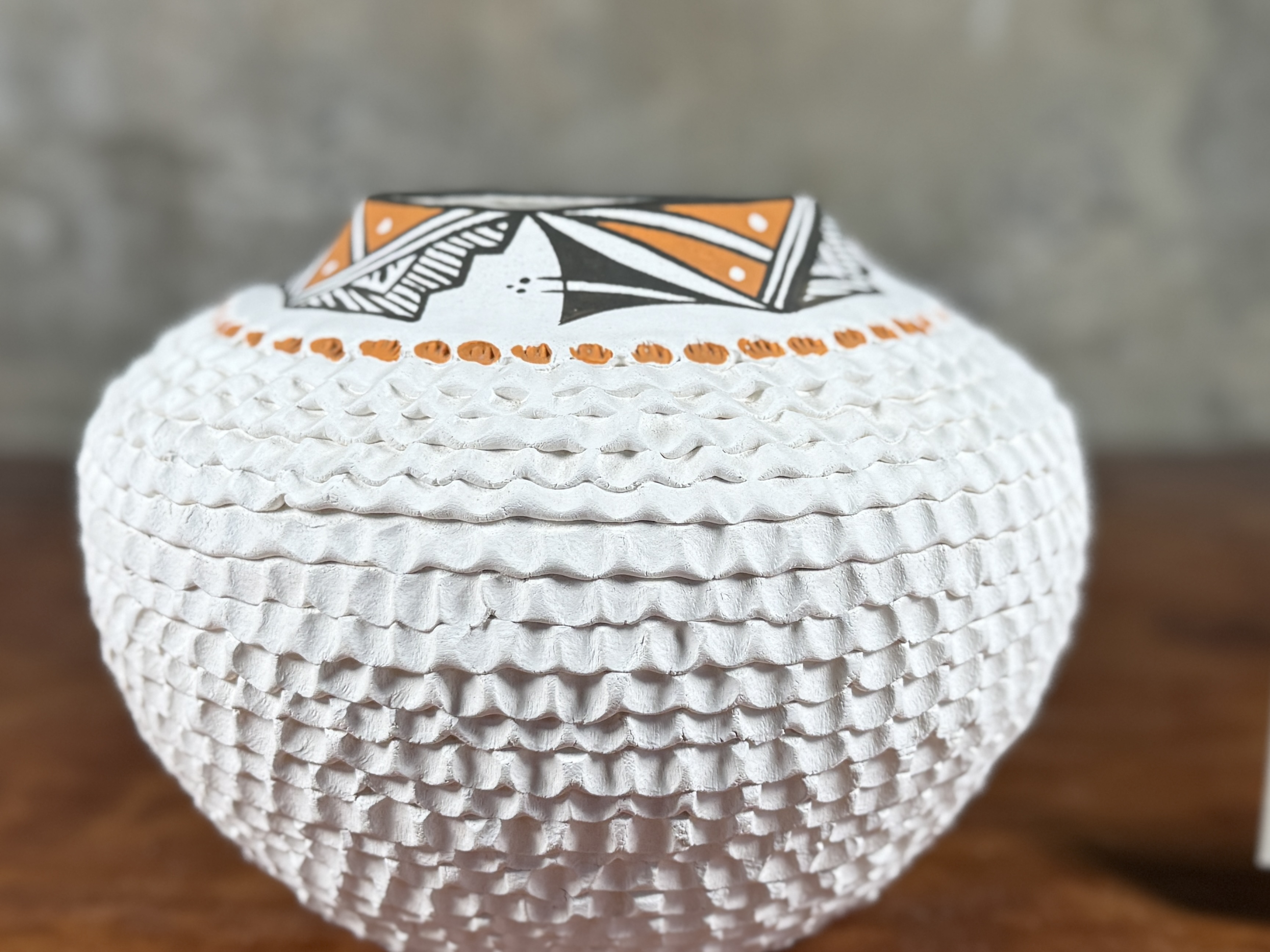 NORMA JEAN ORTIZ, CORRUGATED PINCH POT