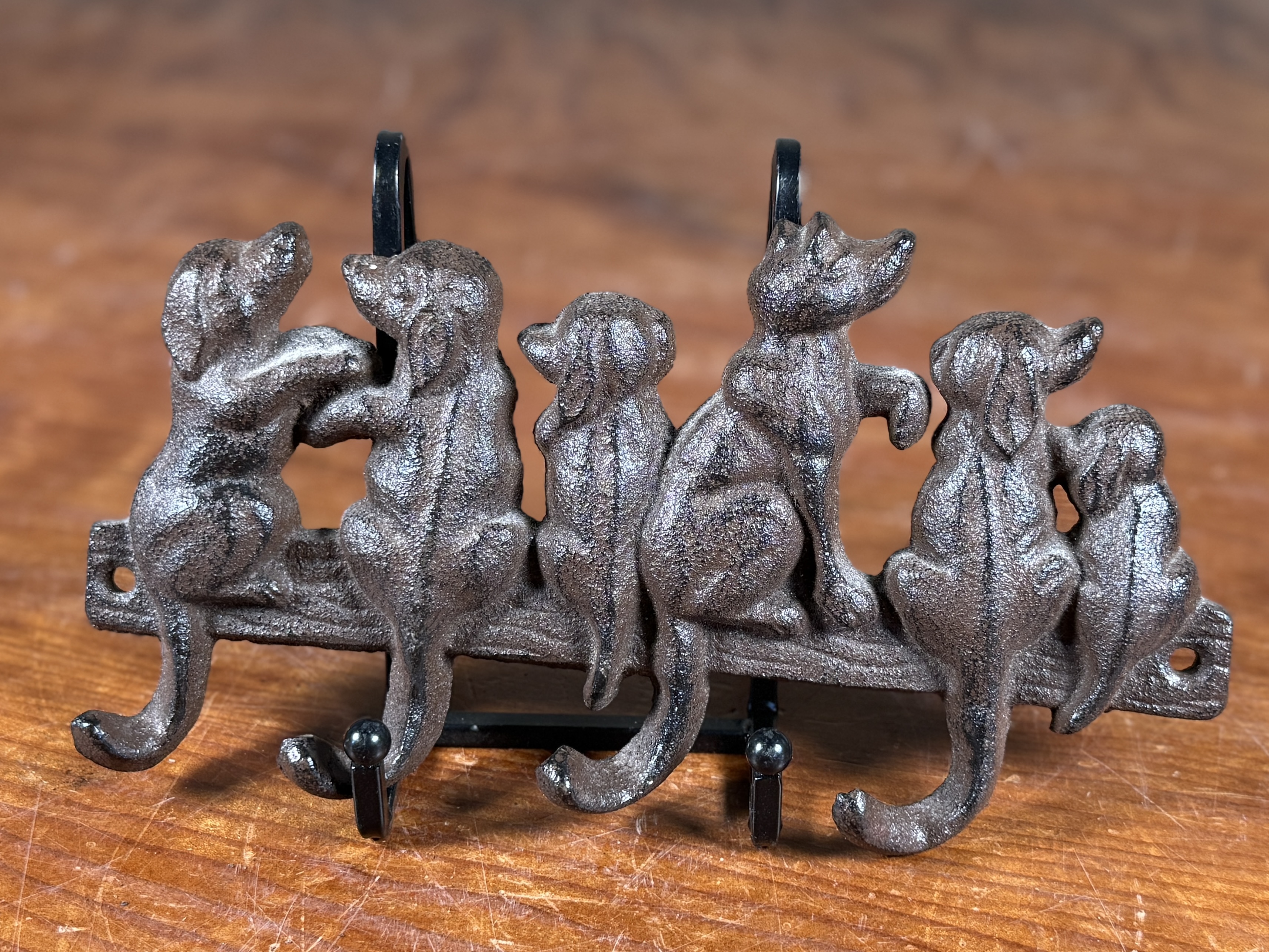 CAST IRON "DOG FAMILY" WALL HOOK RACK