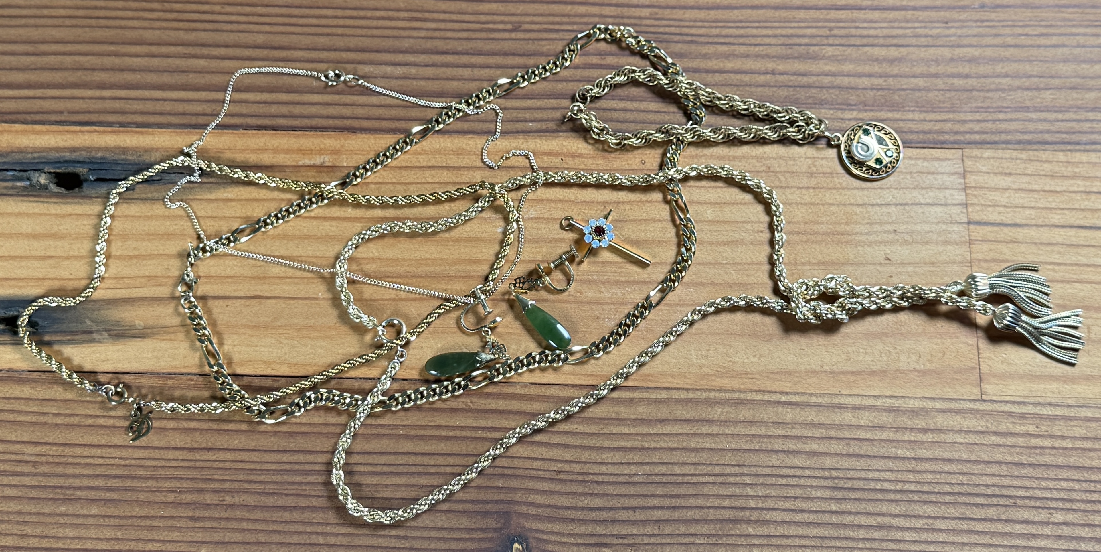 GOLD-FILL & PLATED JEWELRY COLLECTION