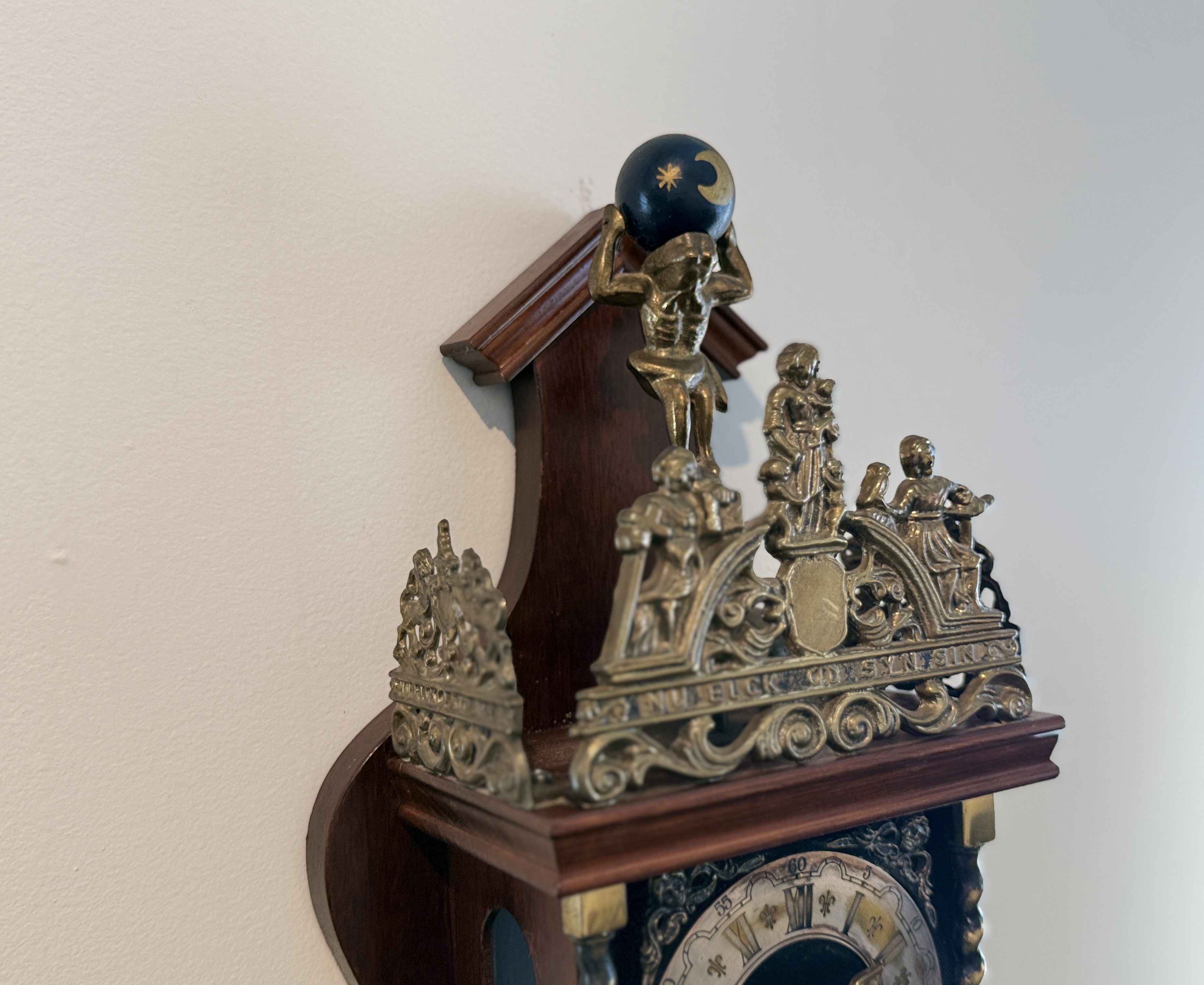 DUTCH ZAANDAM STYLE WALL CLOCK