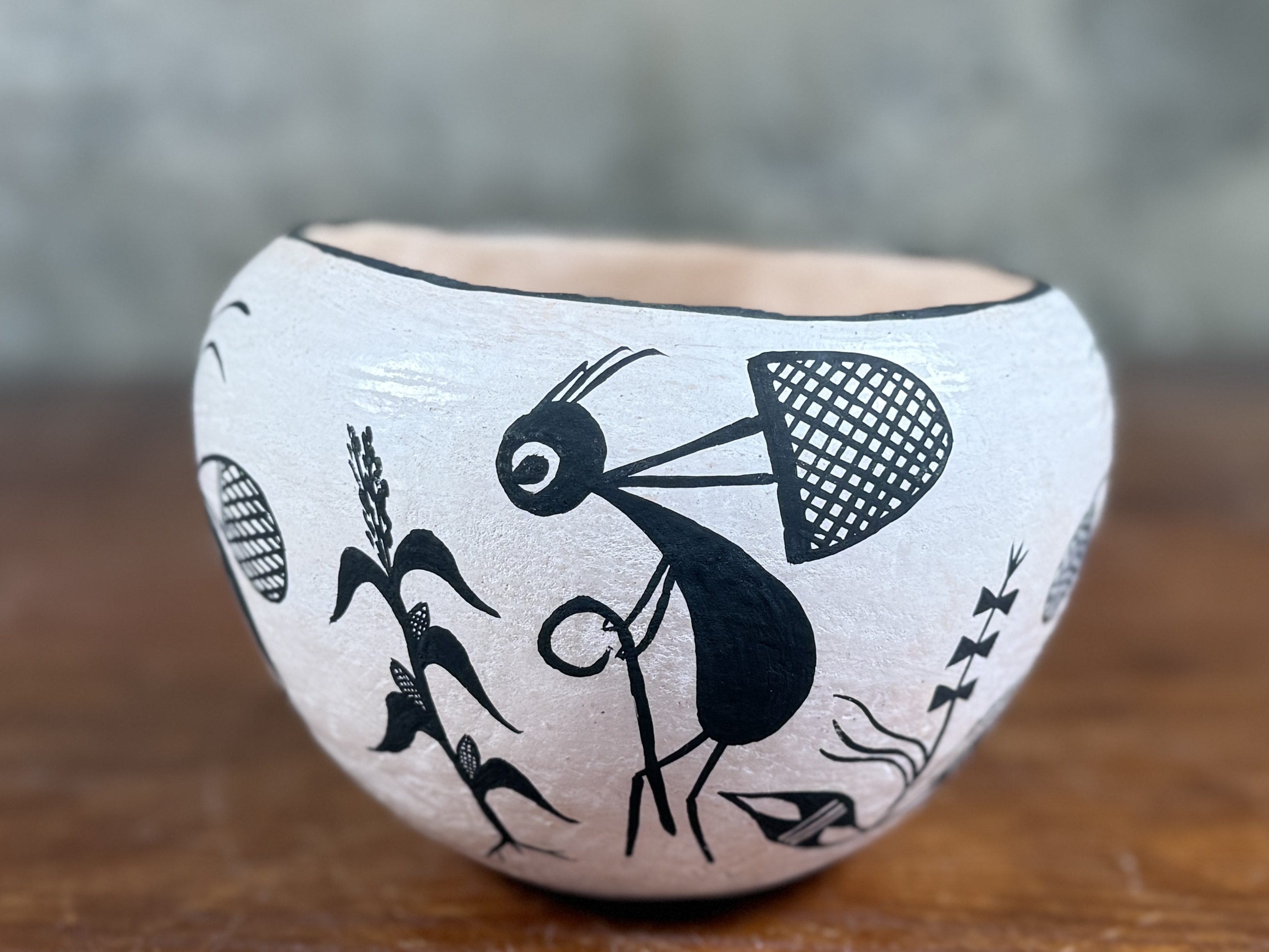 ACOMA FINE WALL POT WITH BUG DESIGN