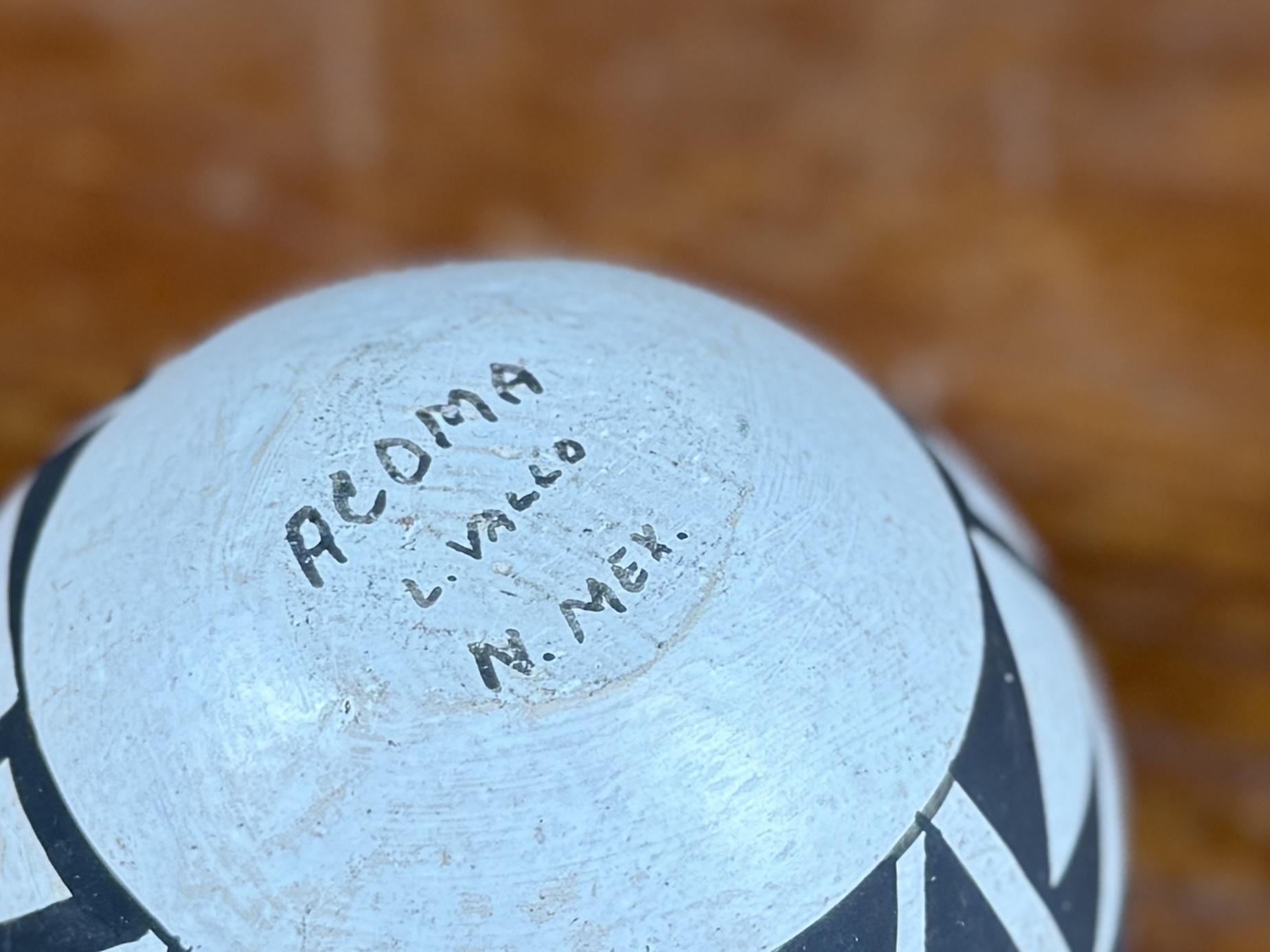 LELAND VALLO, ACOMA POT