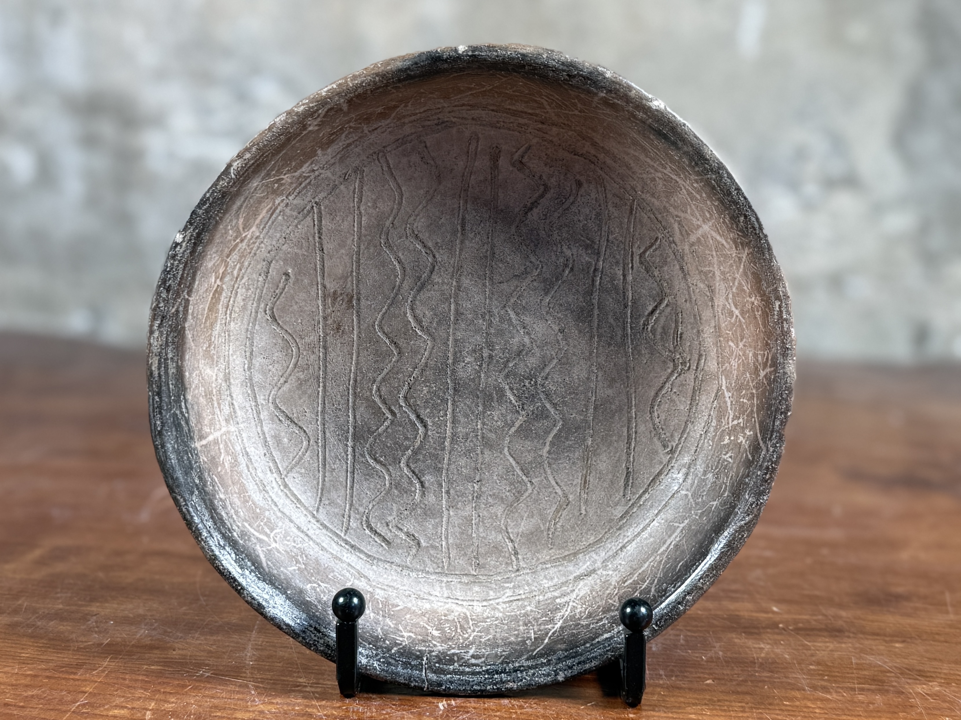 PRE-COLUMBIAN, POSSIBLY MAYAN BLACKWARE
