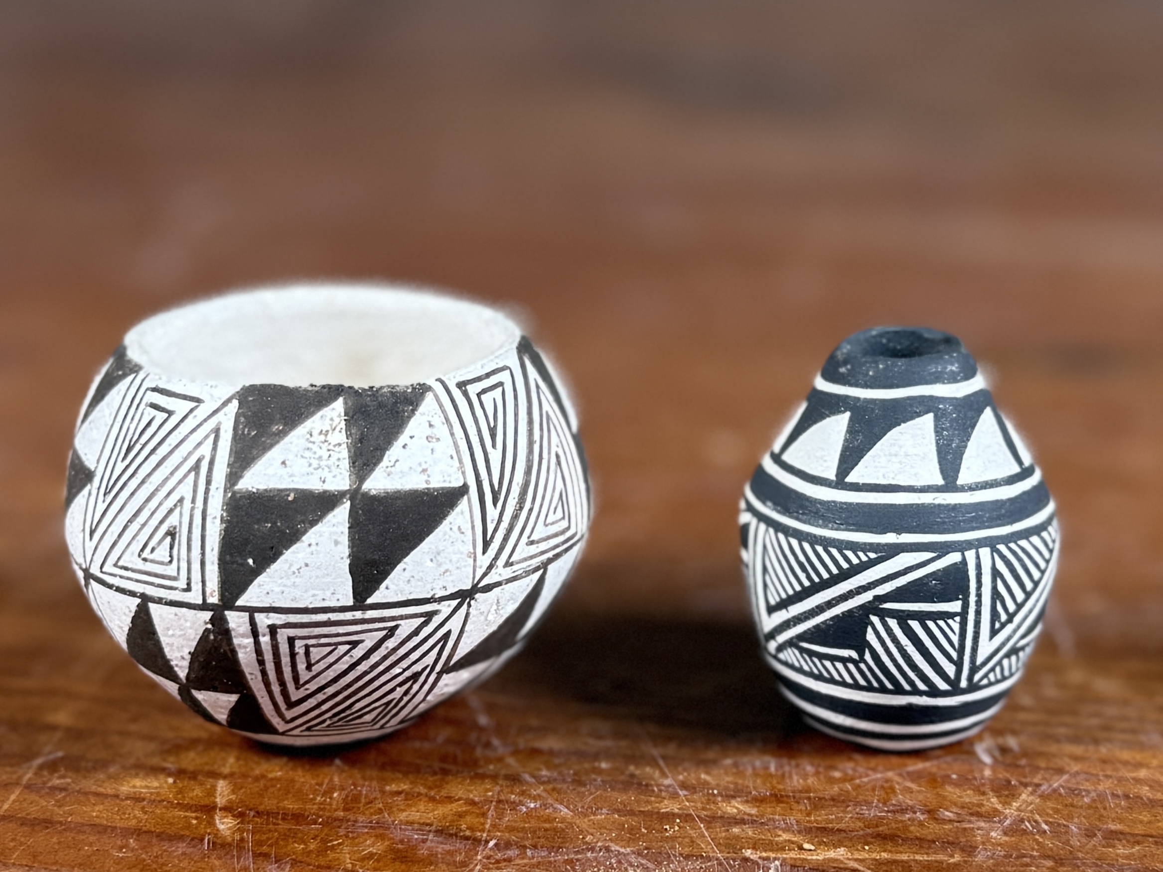 PAIR OF MINIATURE ACOMA POTS