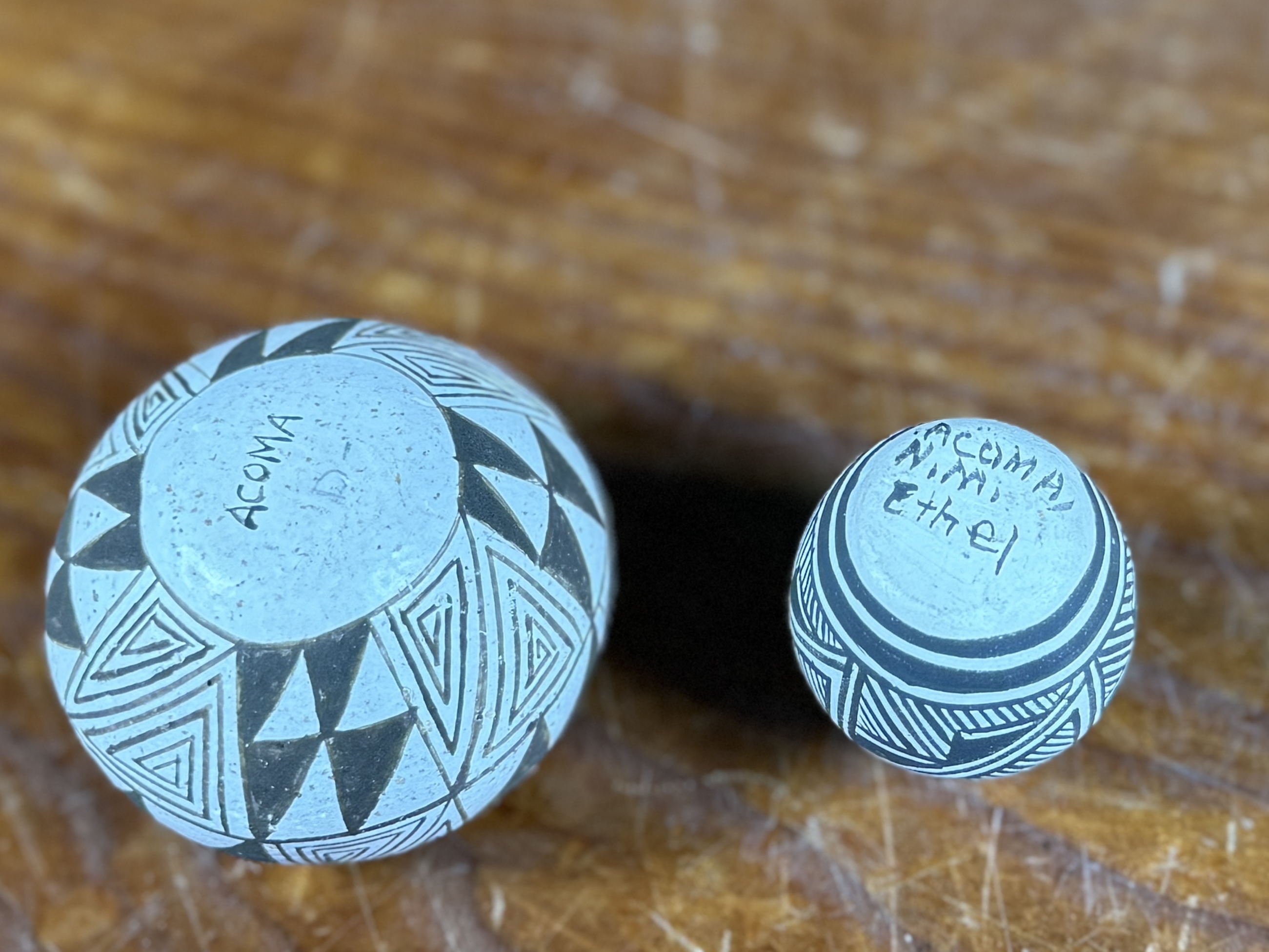 PAIR OF MINIATURE ACOMA POTS