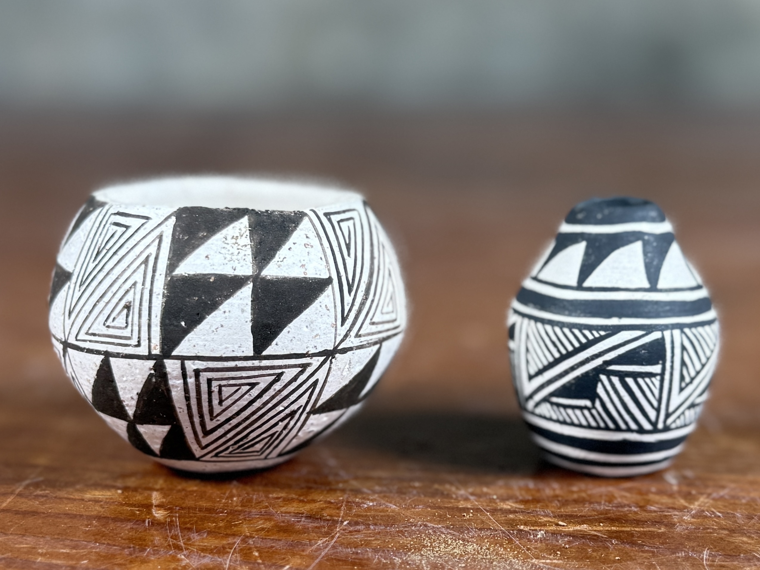 PAIR OF MINIATURE ACOMA POTS