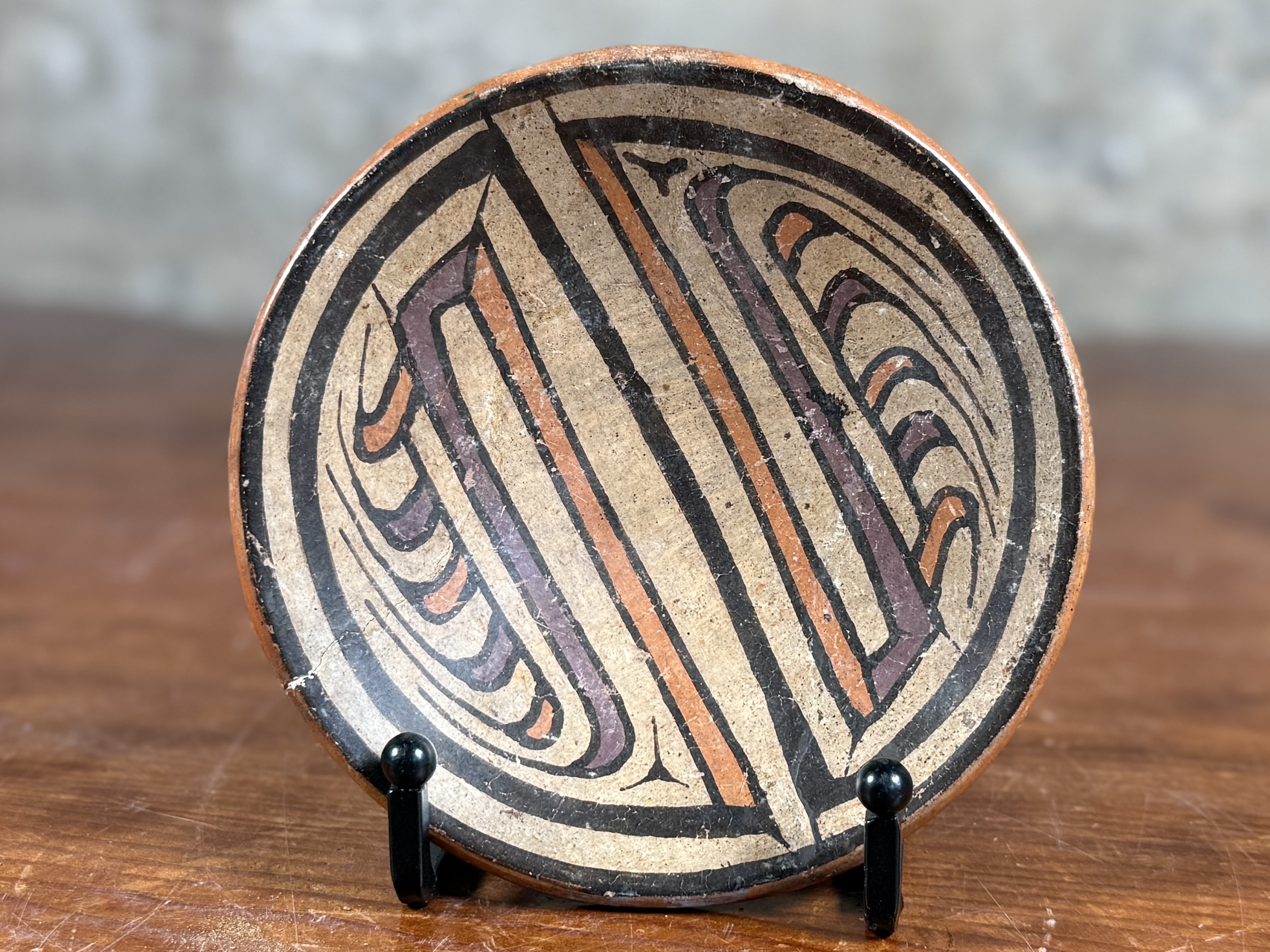 PRE-COLUMBIAN FOOTED BOWL