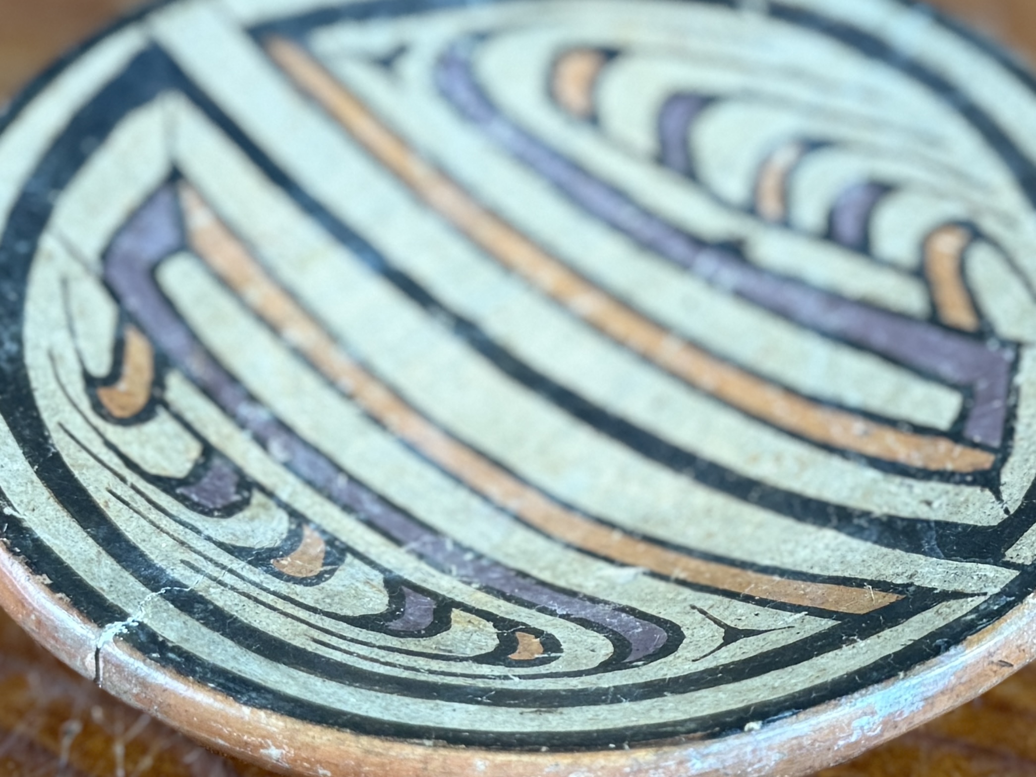 PRE-COLUMBIAN FOOTED BOWL