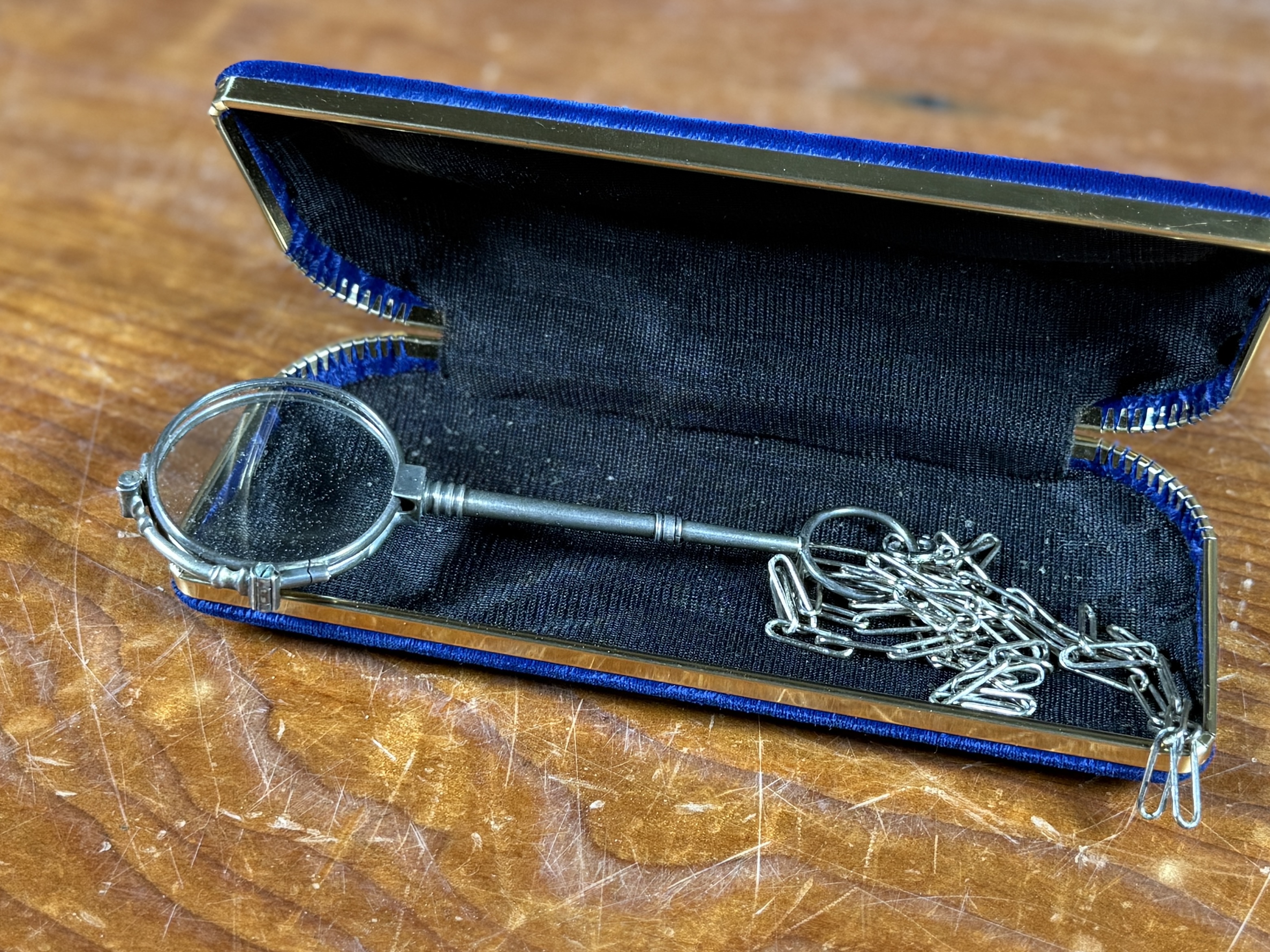 VICTORIAN-ERA SPECTACLES