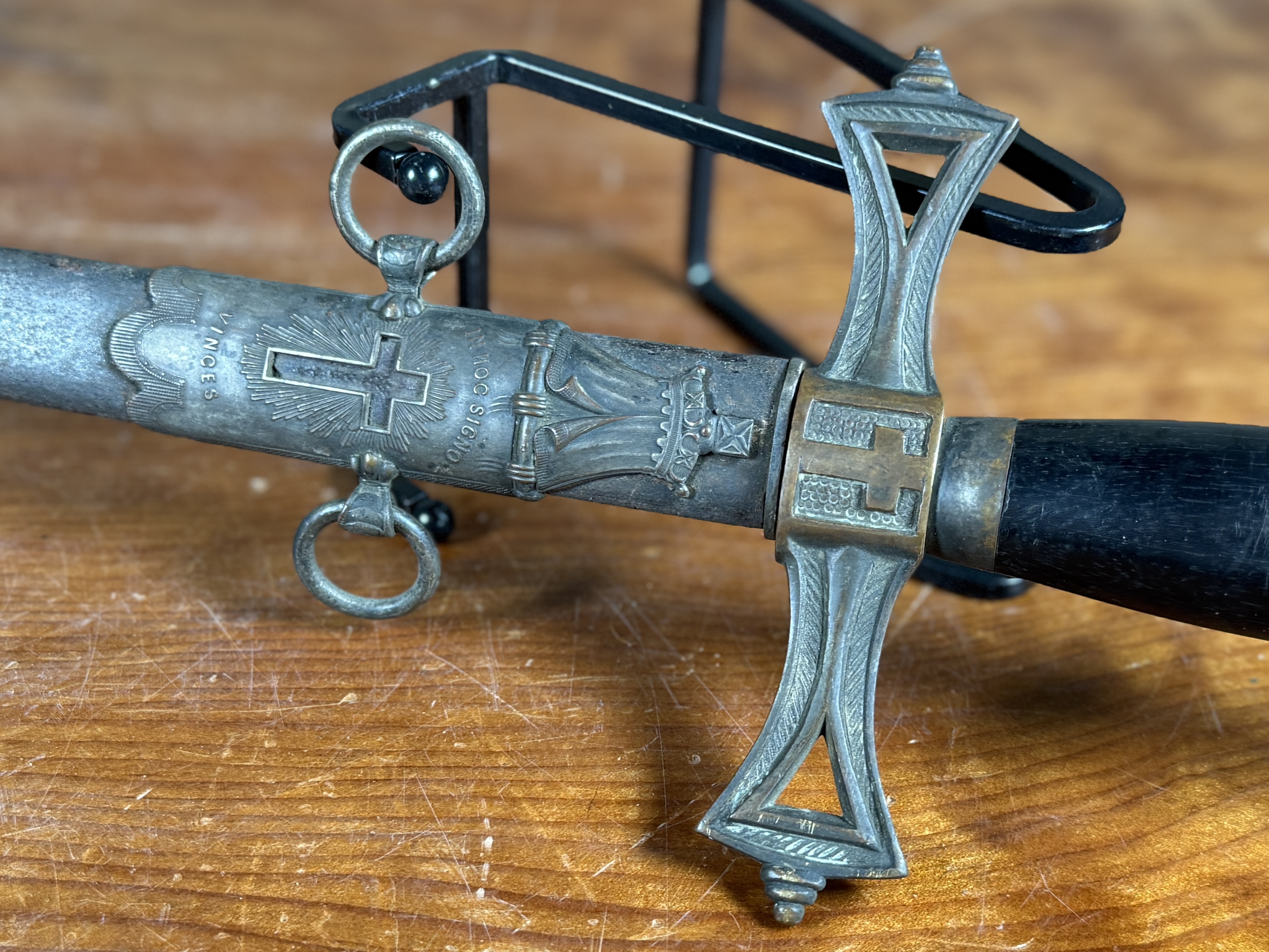 KNIGHTS TEMPLAR CERAMONIAL SWORD & SCABBARD