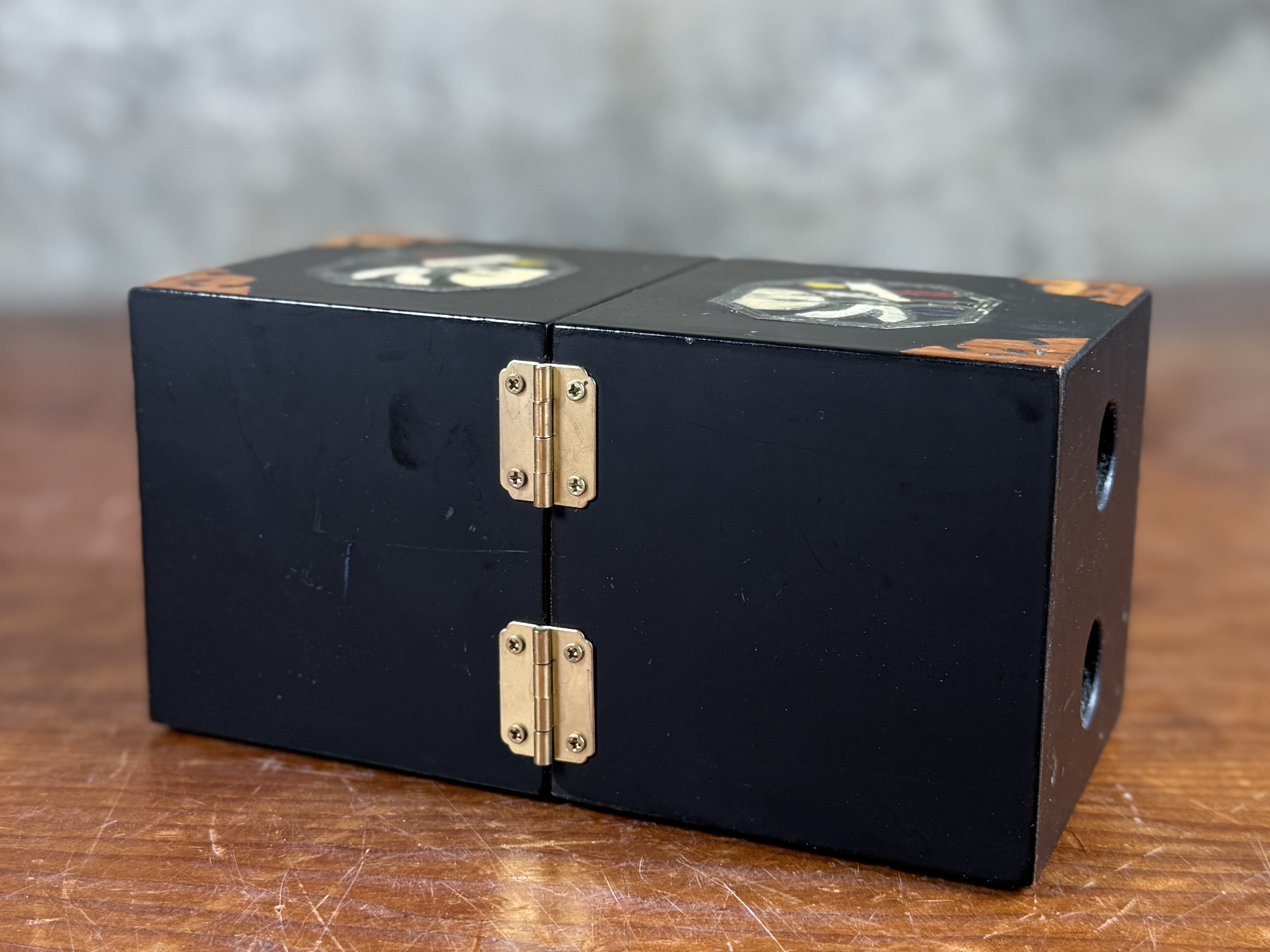BOMANO KOREAN TRINKET BOX WITH INLAY