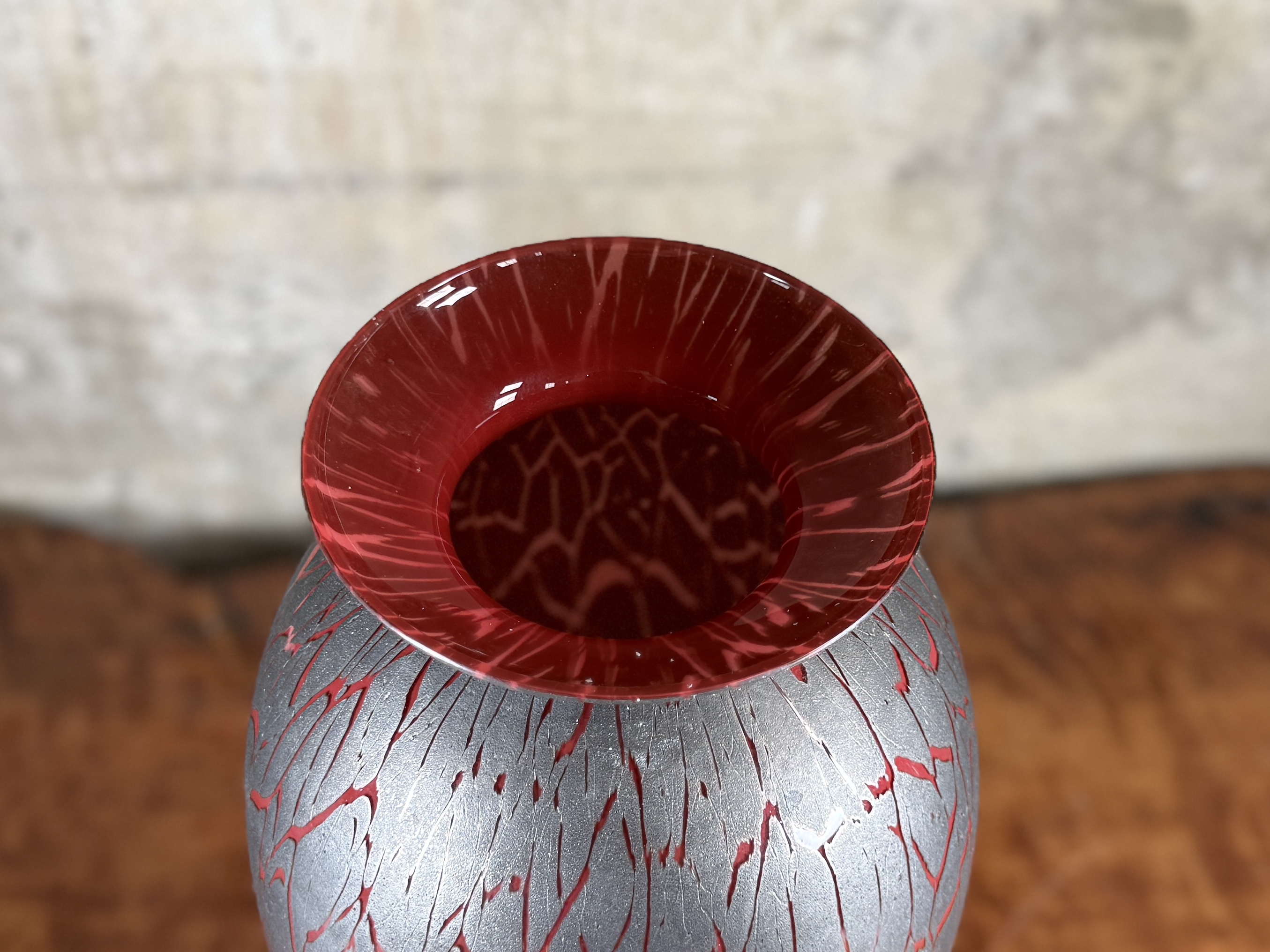 DOLBI CASHIER, ITALIAN GLASS VASE WITH LAVA EFFECT