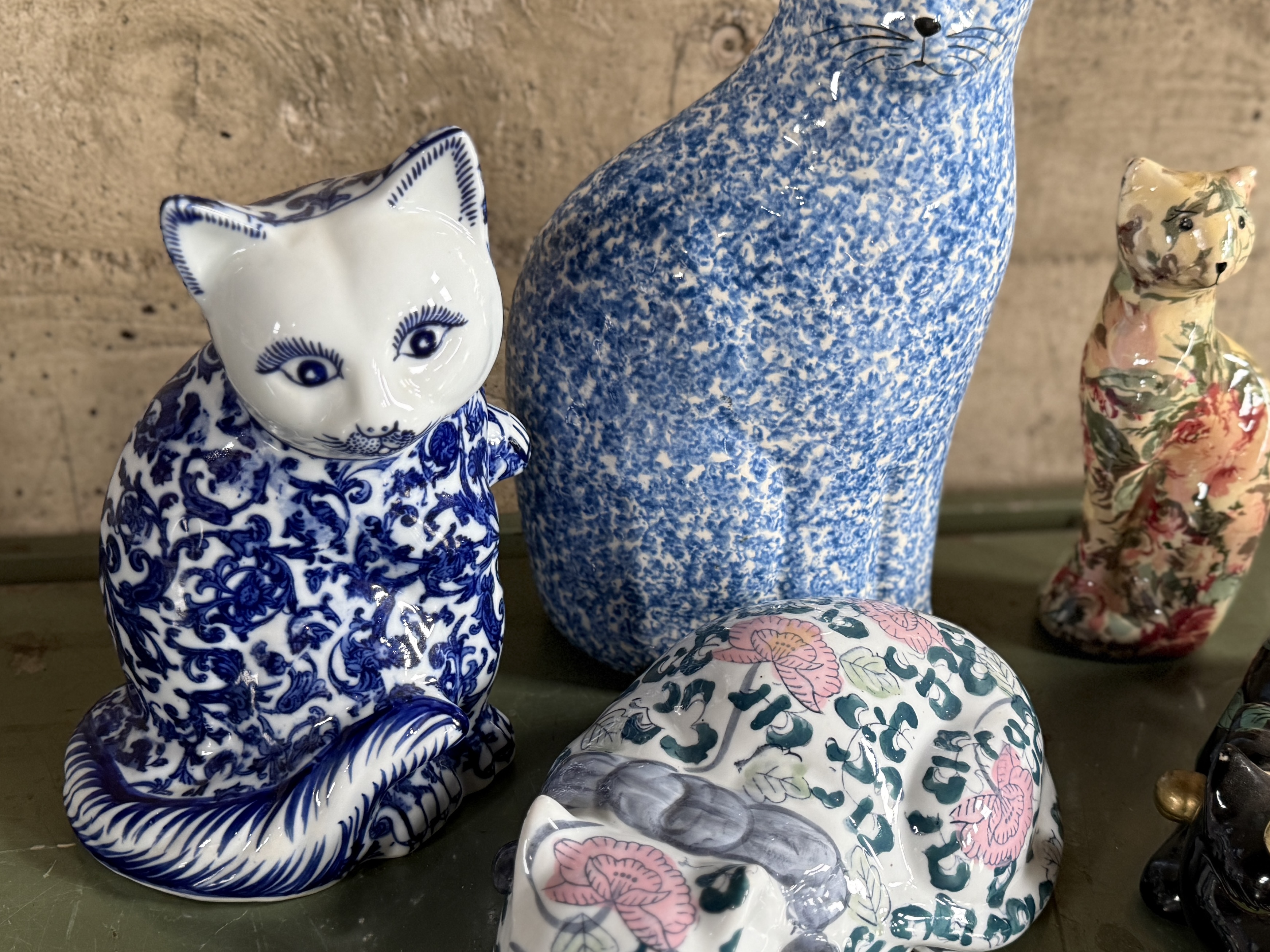 CAT SCULPTURE COLLECTION #2