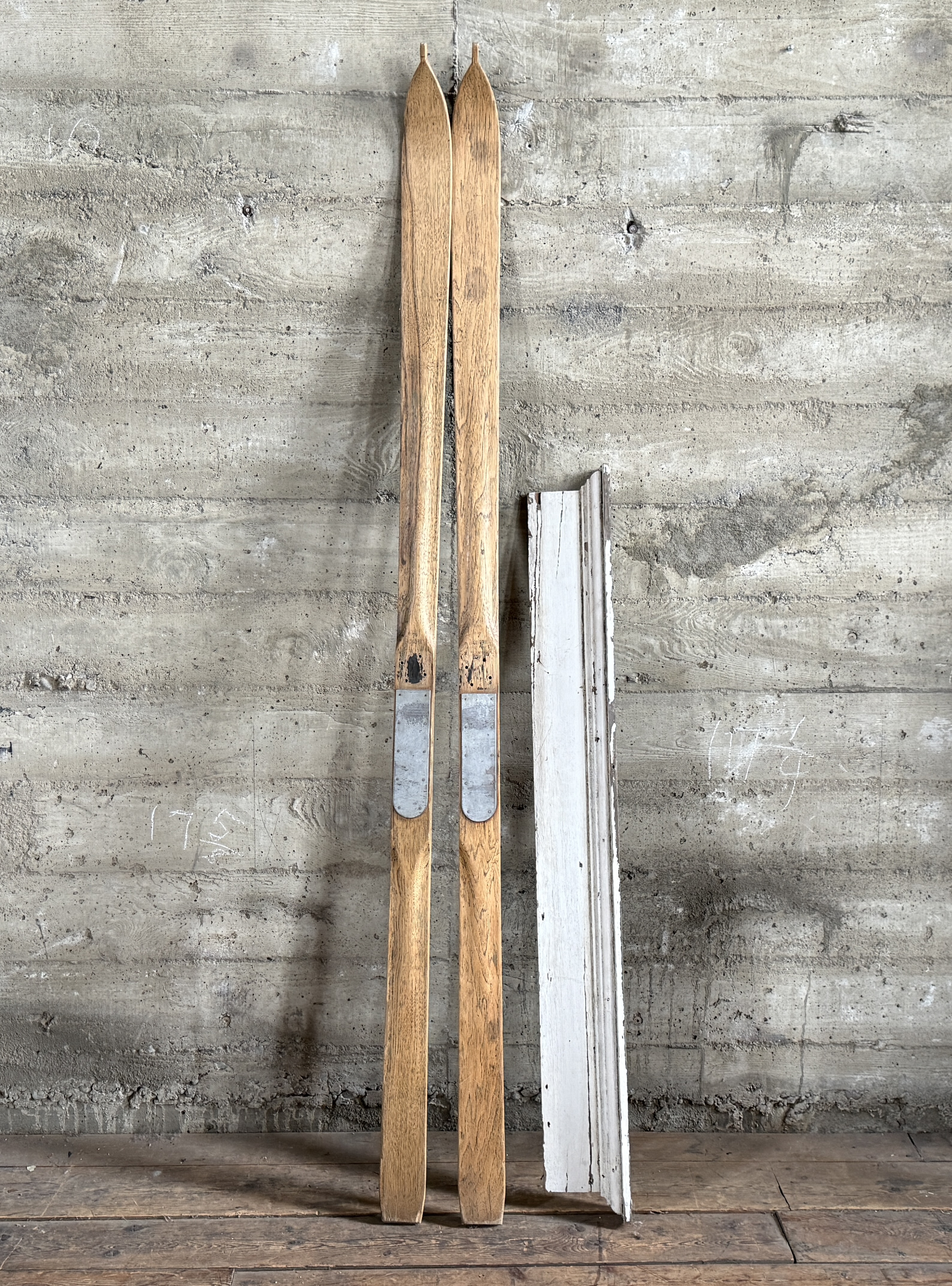 ANTIQUE SKIS & ARCHITECTURAL SHELVING PIECE