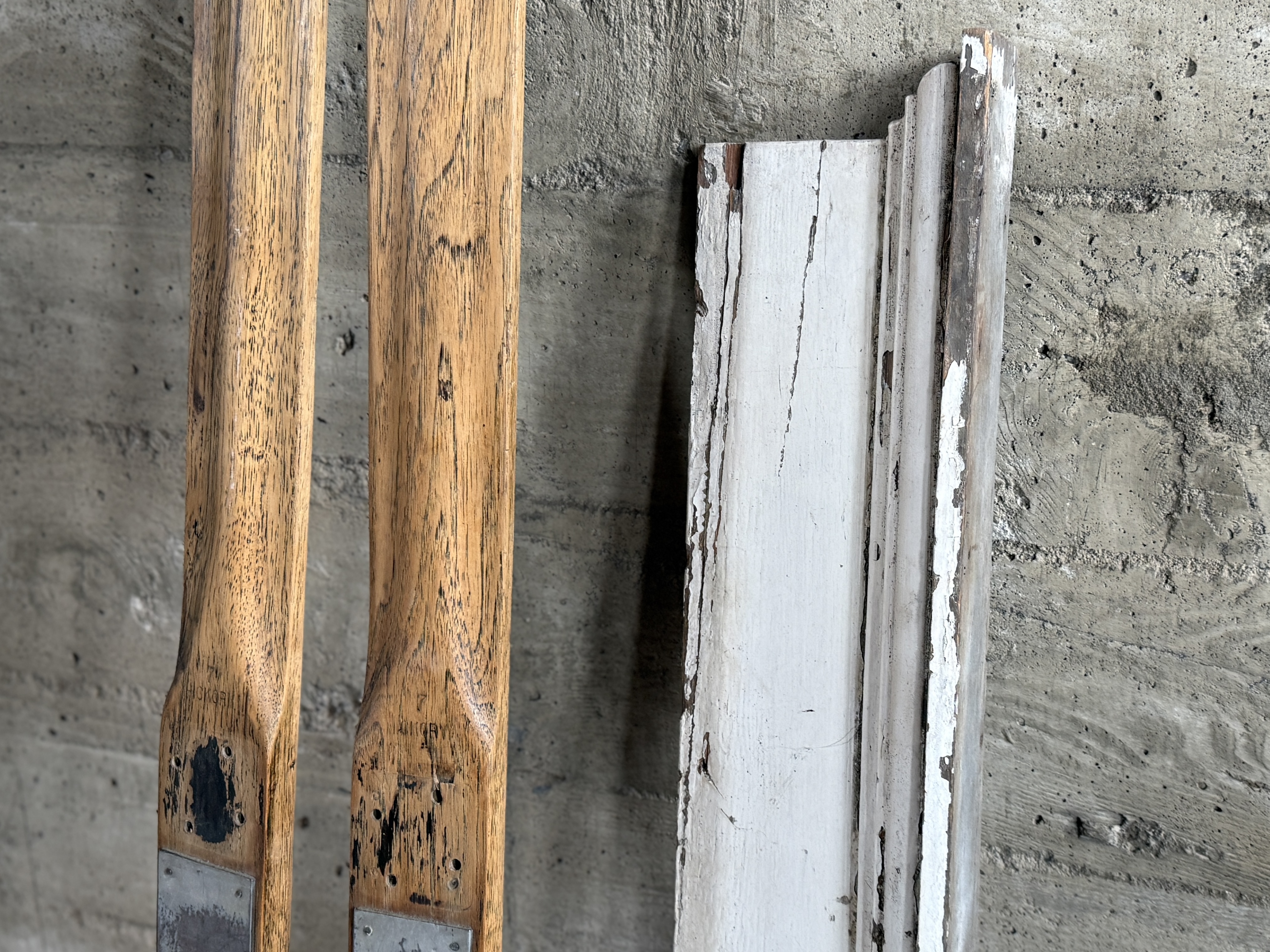 ANTIQUE SKIS & ARCHITECTURAL SHELVING PIECE