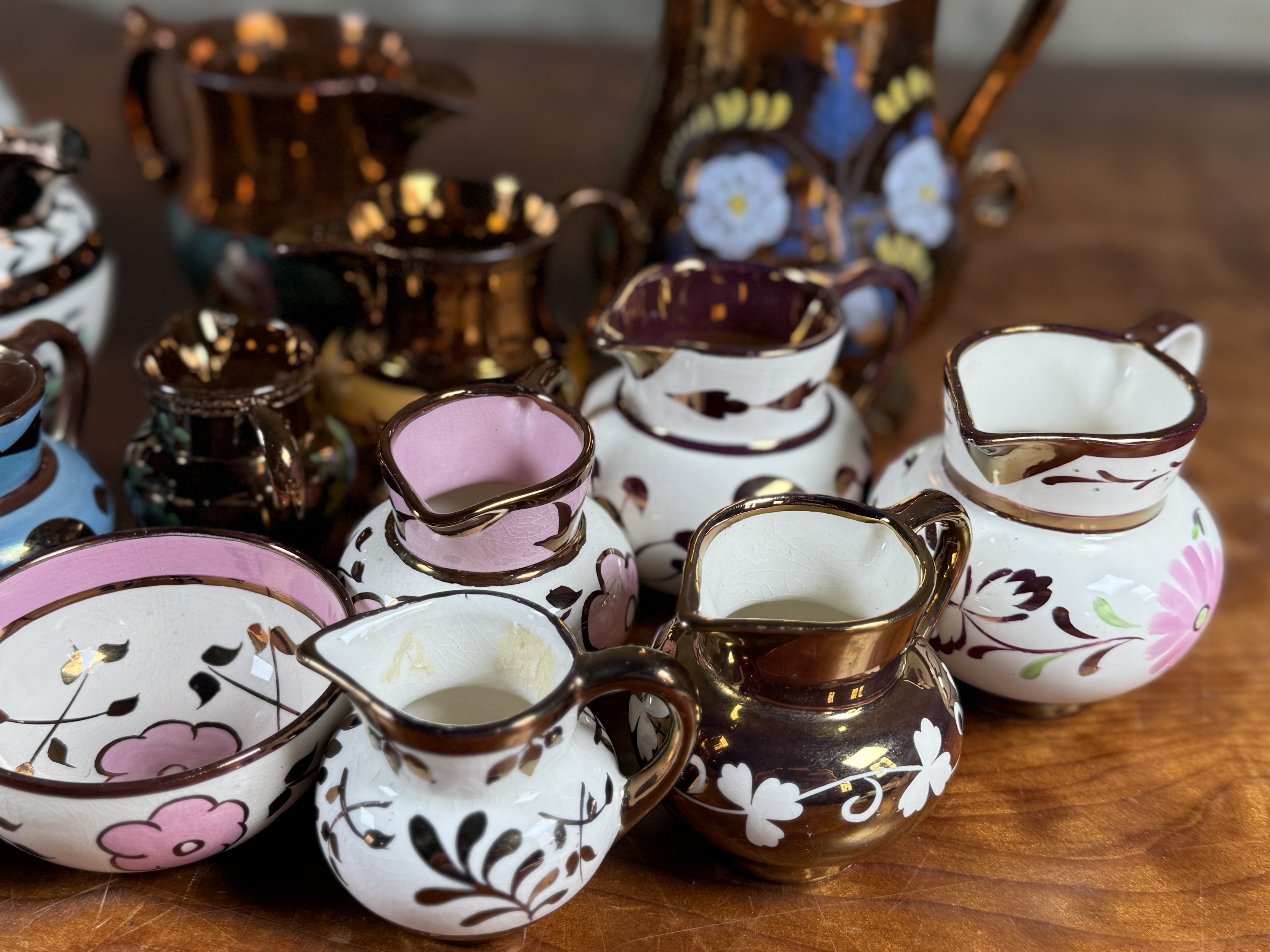 LUSTERWARE PORCELAIN COLLECTION