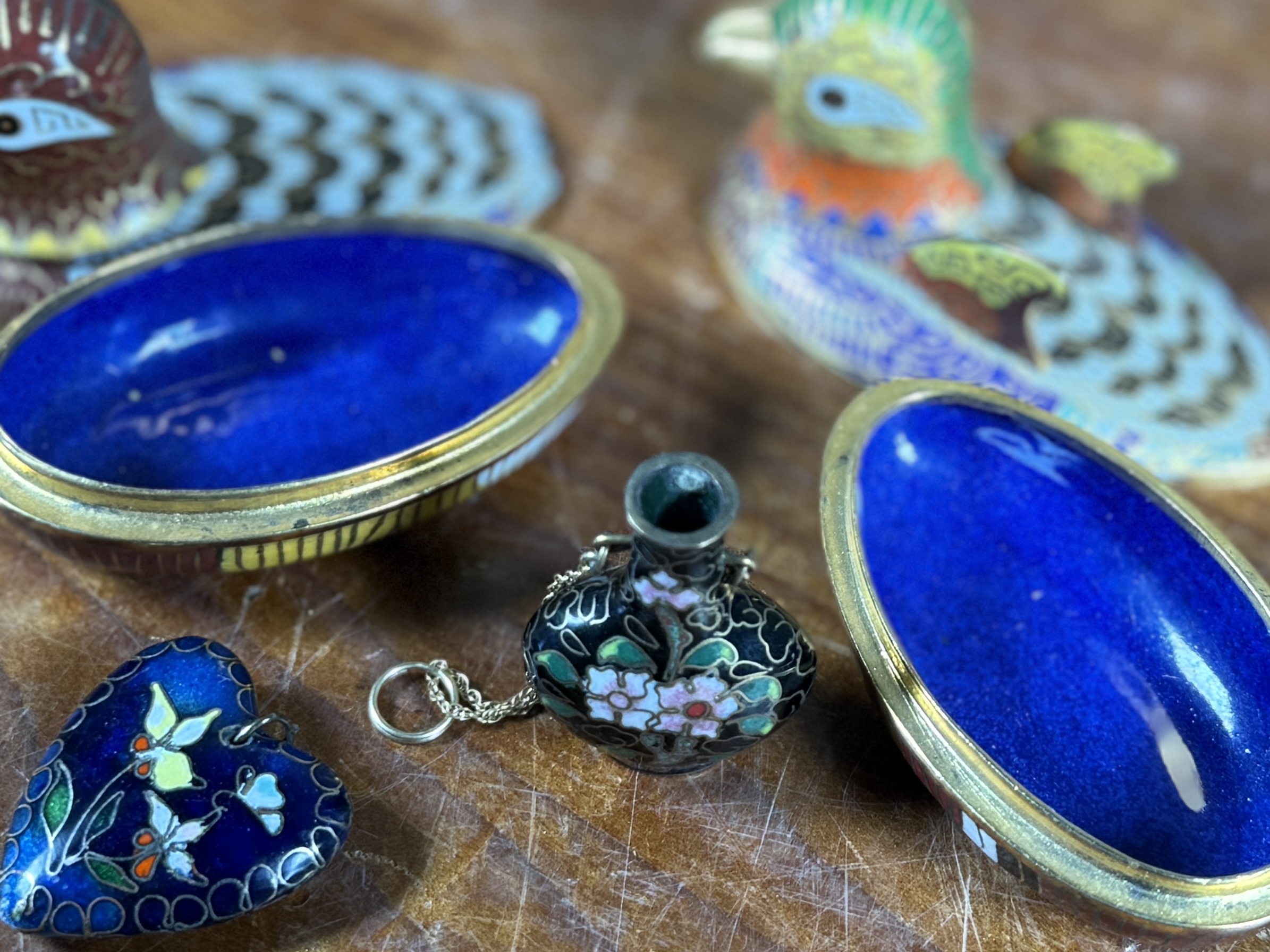CHINESE CLOISONNÉ ENAMEL BOXES & PENDANTS