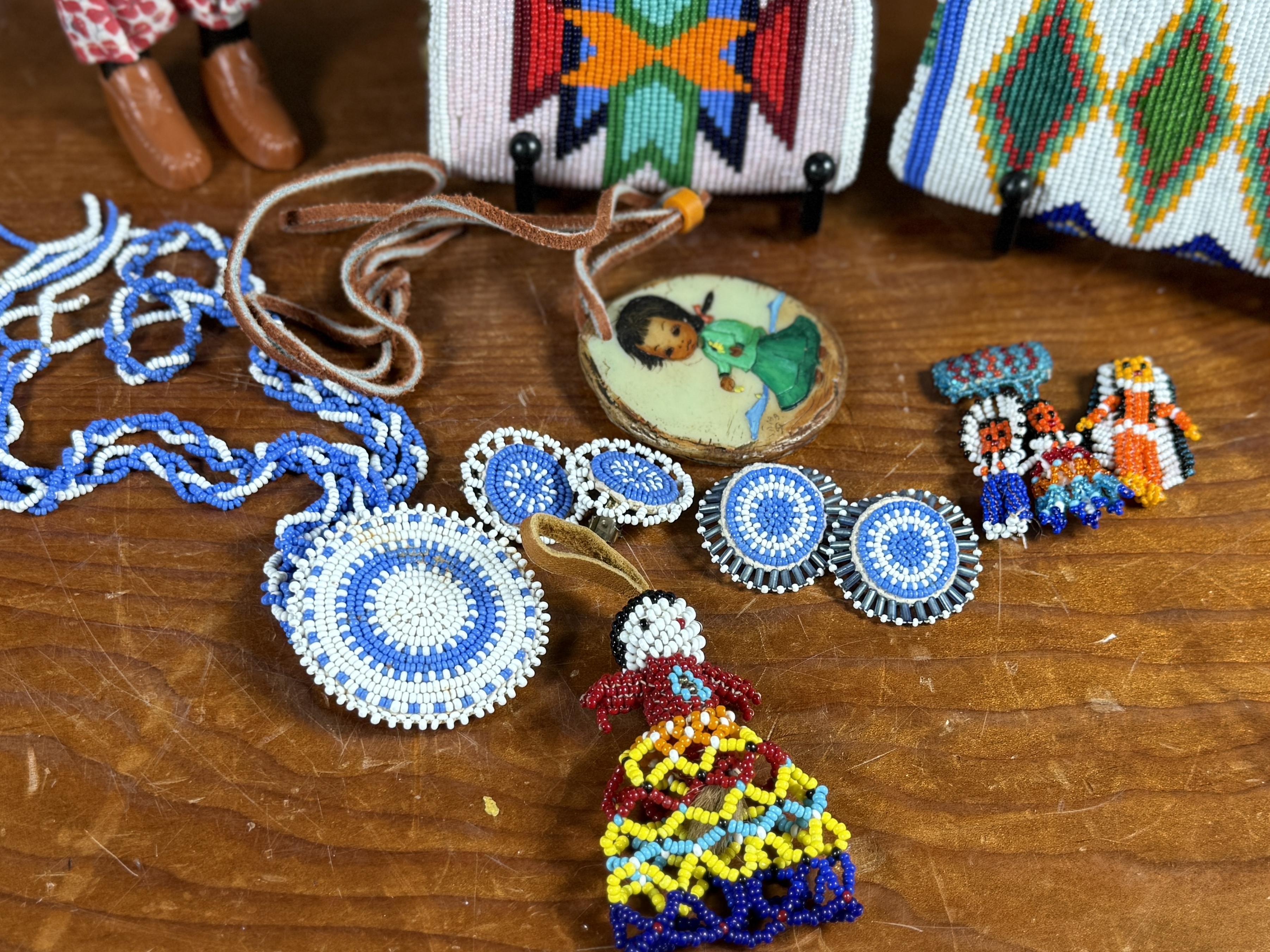 NATIVE AMERICAN SEED BEAD COLLECTION