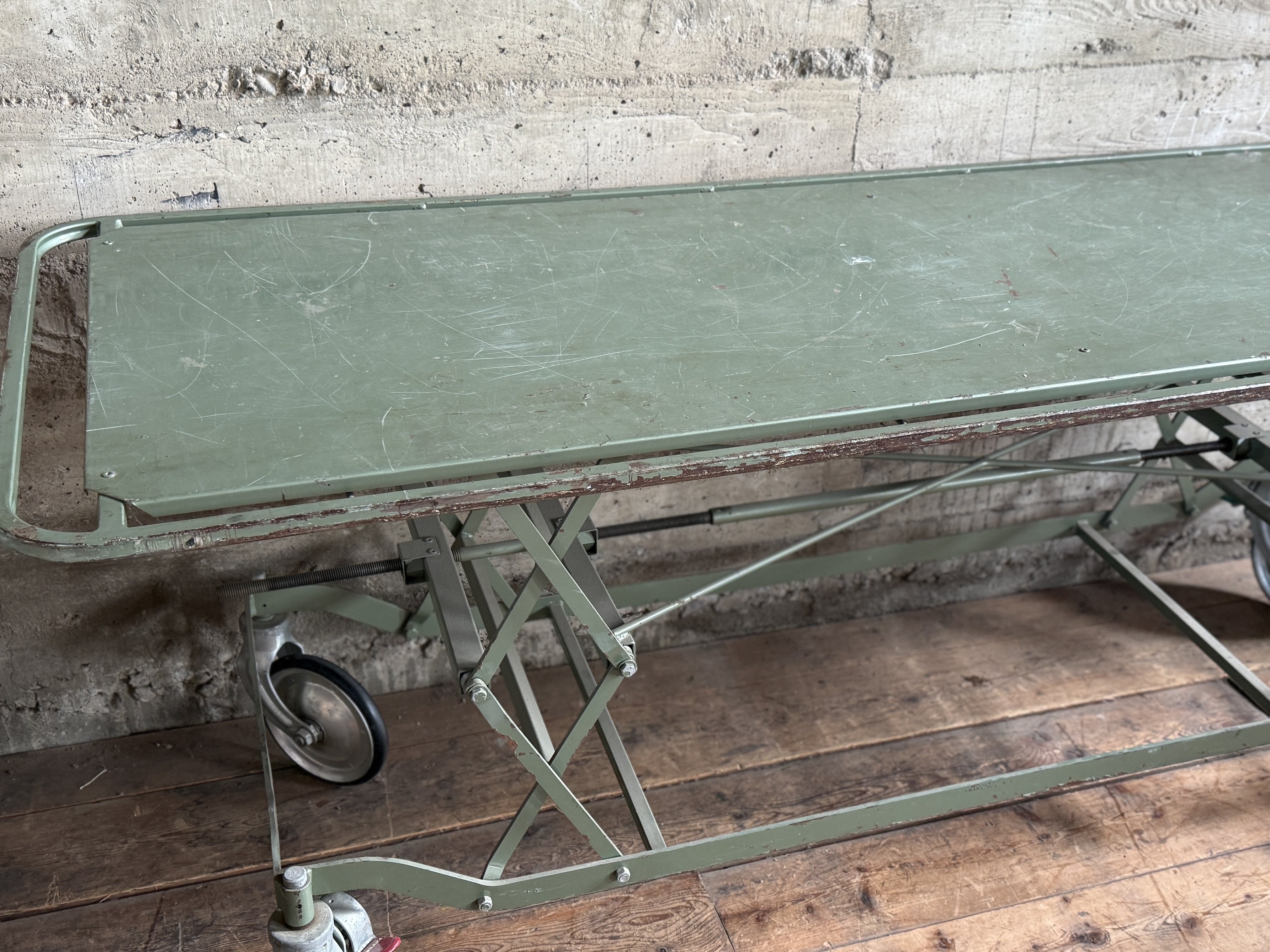 INDUSTRIAL EMBALMING TABLE OR GURNEY