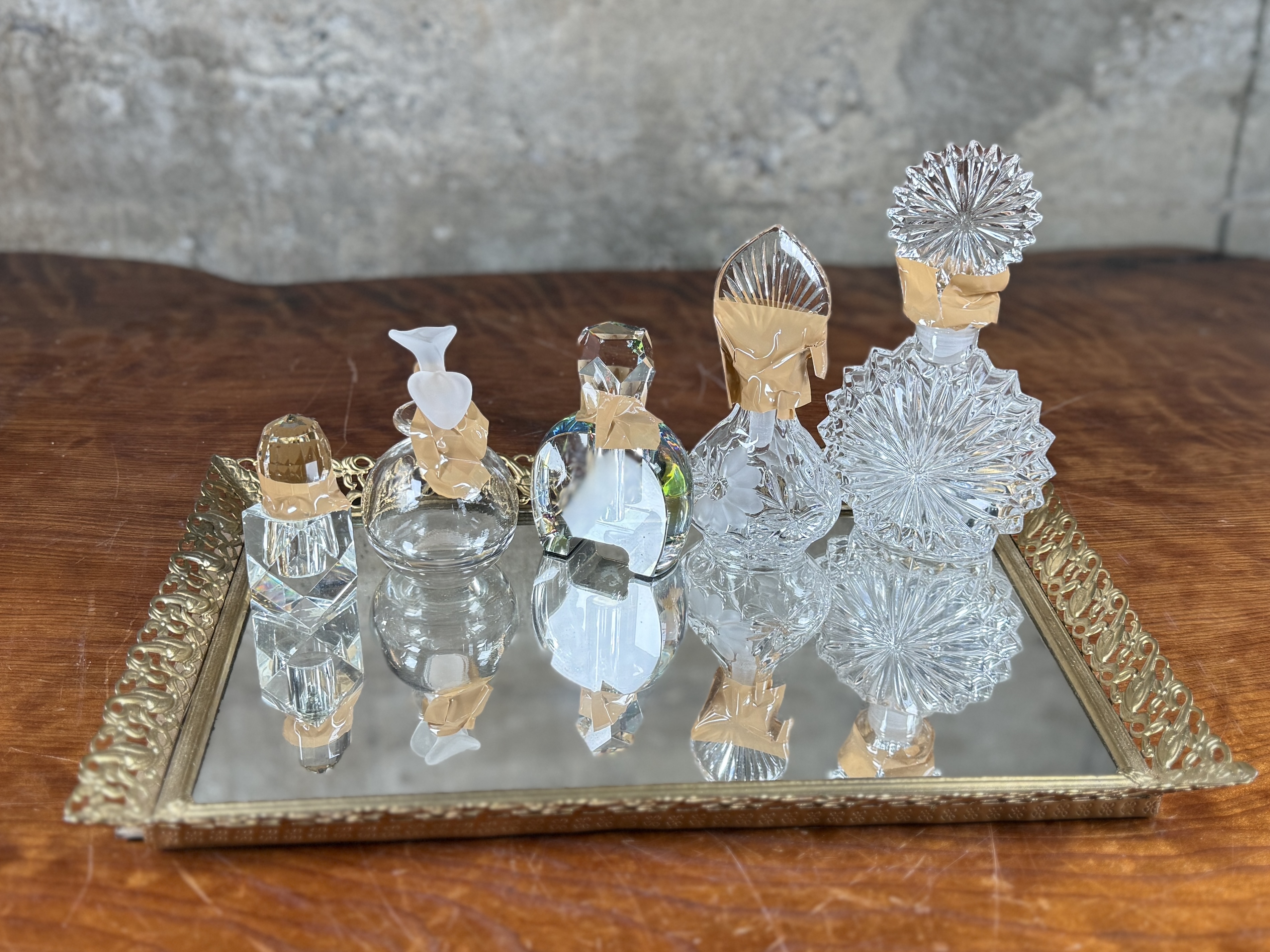 PERFUME BOTTLES & MIRRORED TRAY