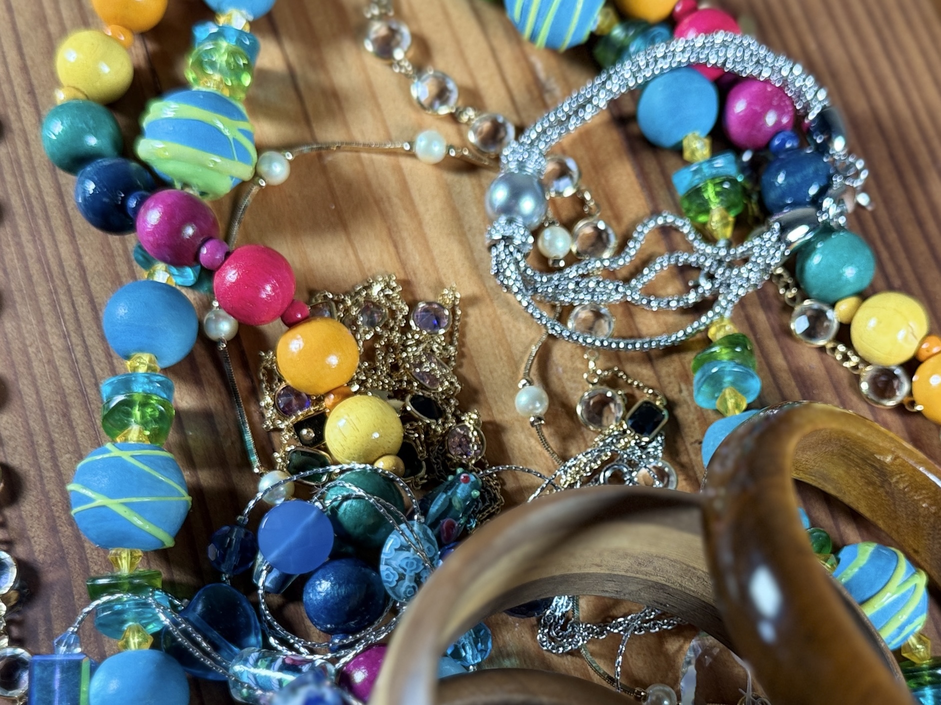 QUALITY JEWELRY COLLECTION