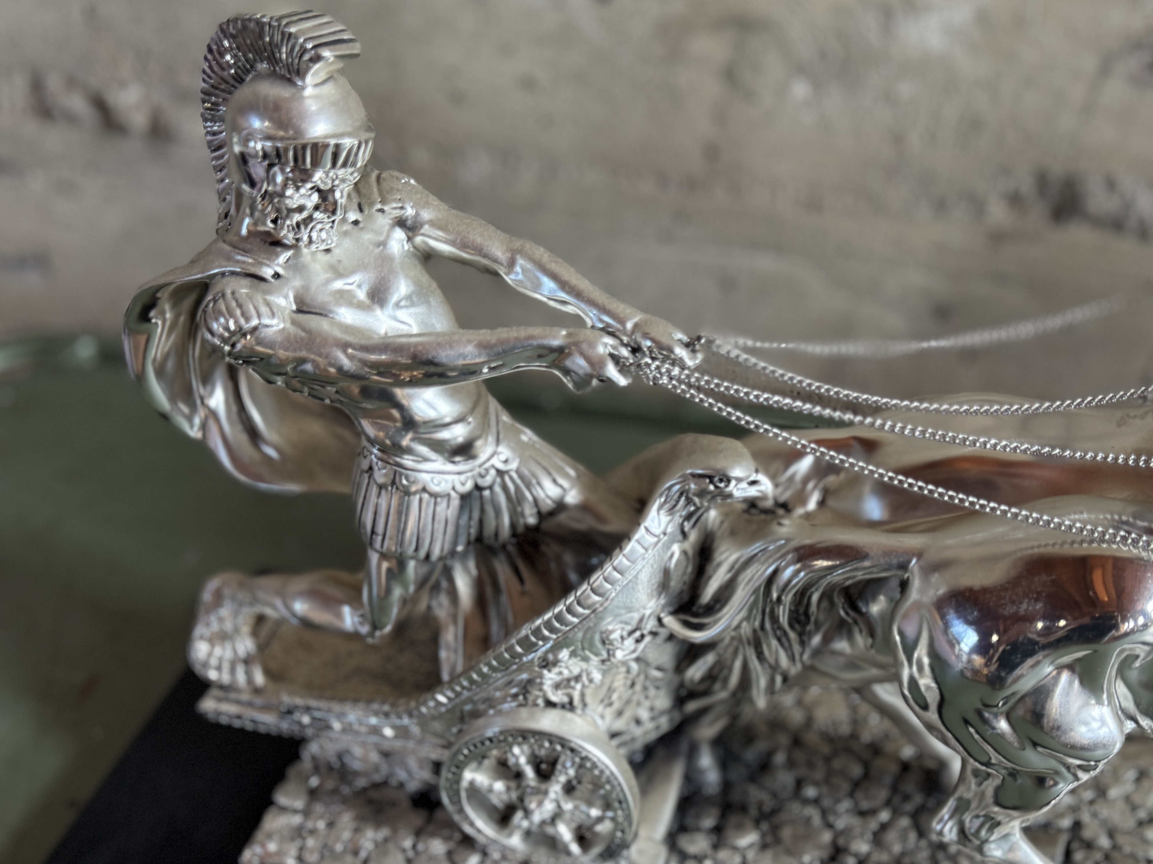 ROMAN CHARIOT SCULPTURE WITH LAMINATED SILVER