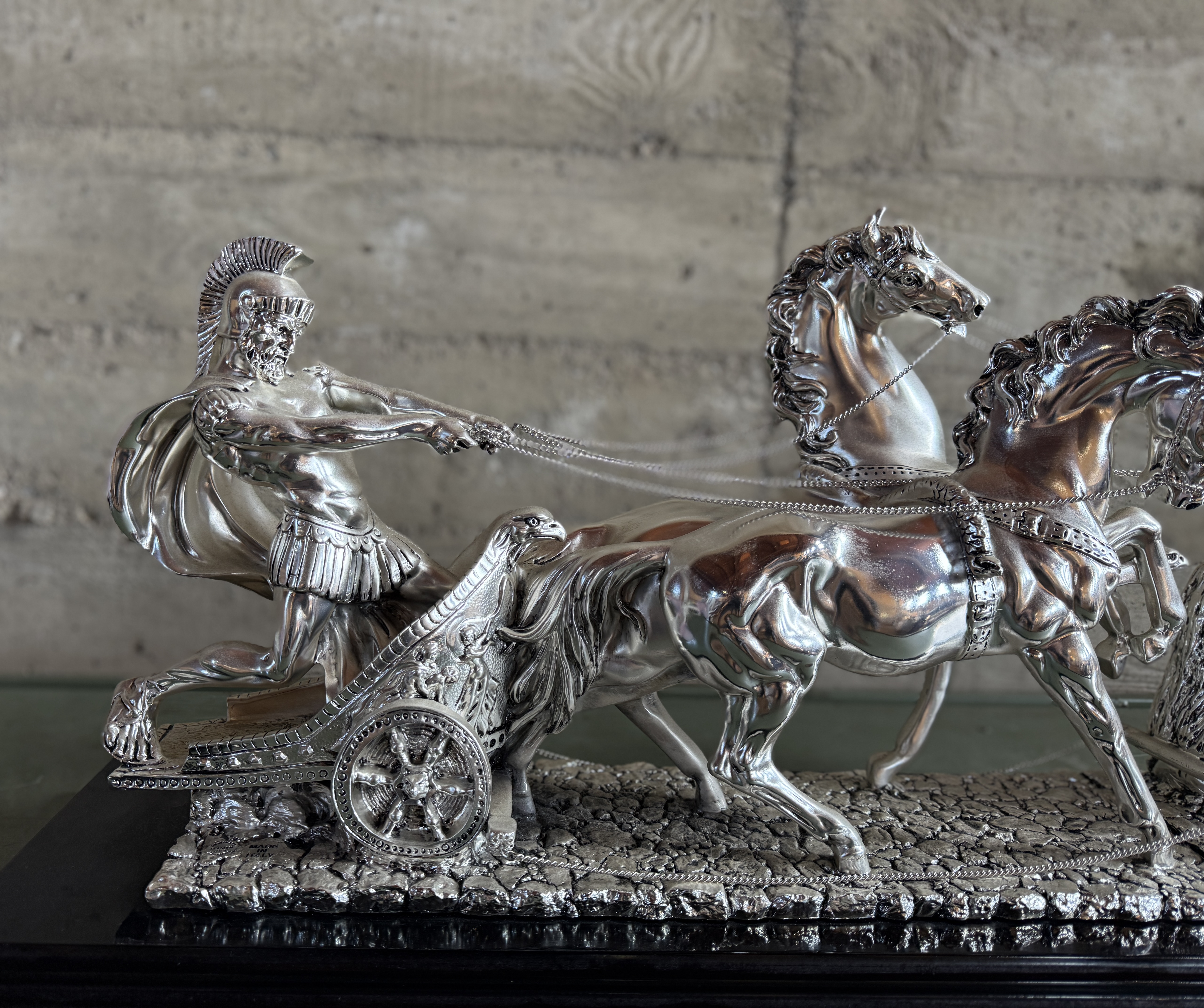 ROMAN CHARIOT SCULPTURE WITH LAMINATED SILVER