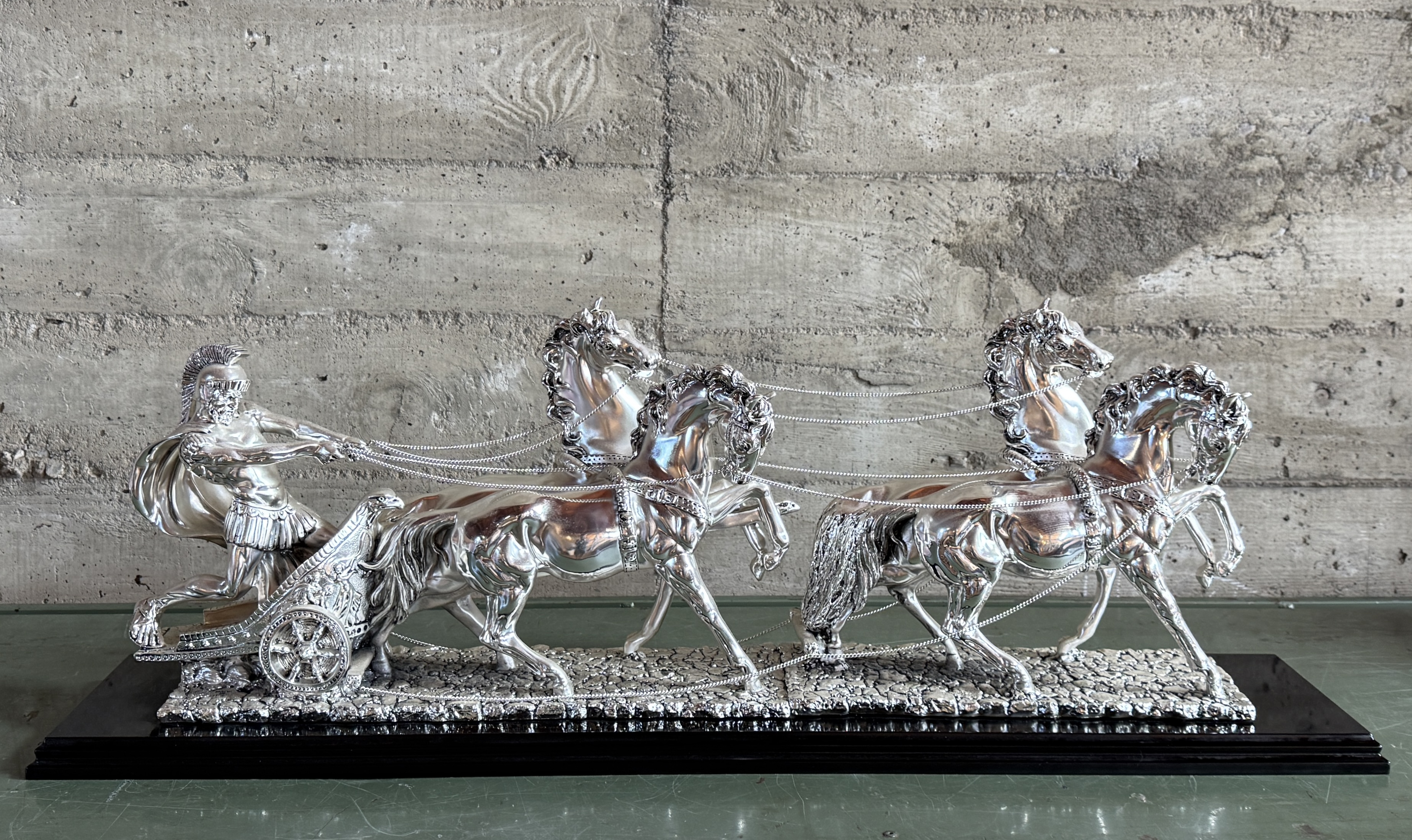 ROMAN CHARIOT SCULPTURE WITH LAMINATED SILVER