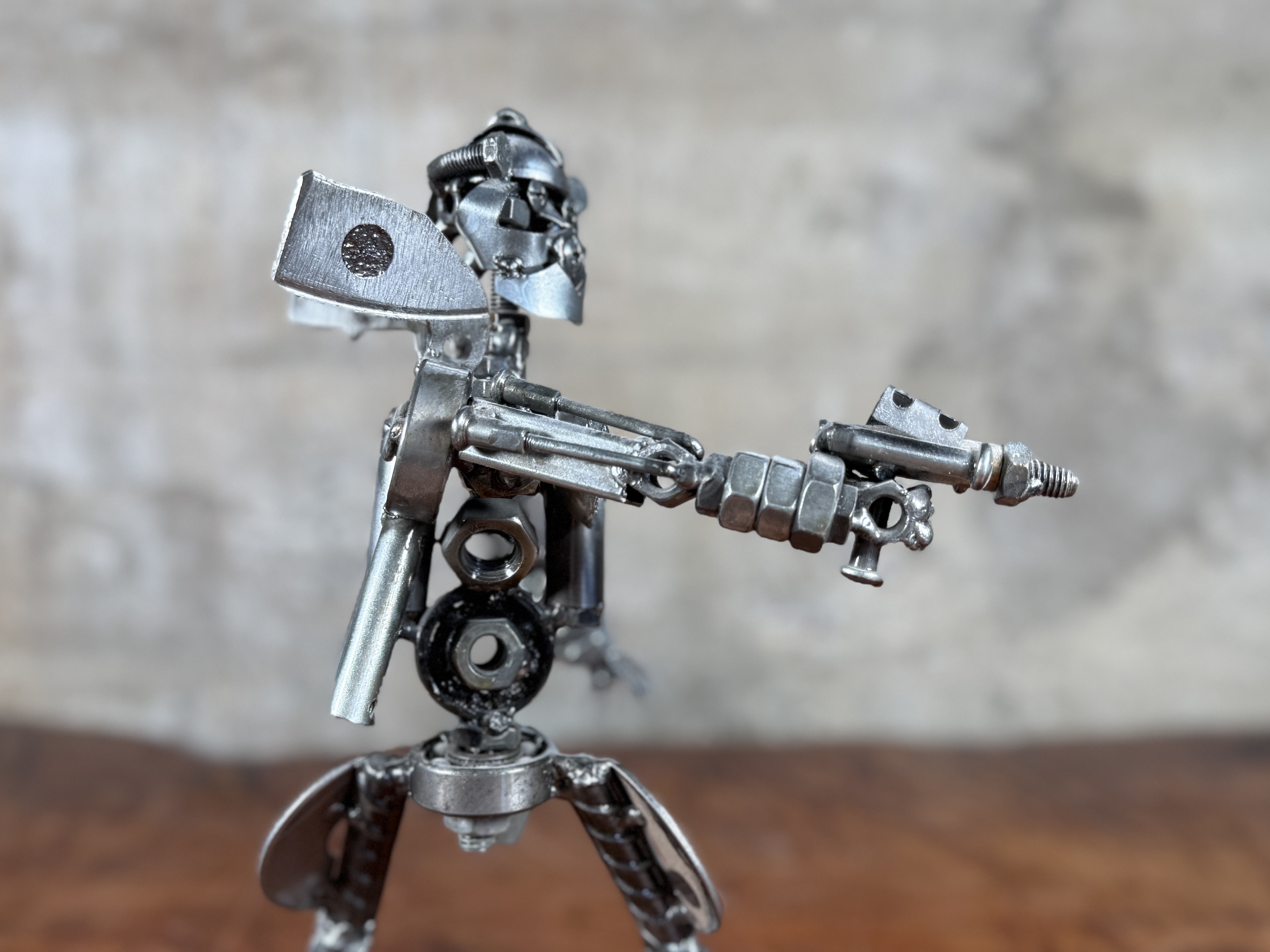 ROBOT "BATTLE DROID" SCULPTURE