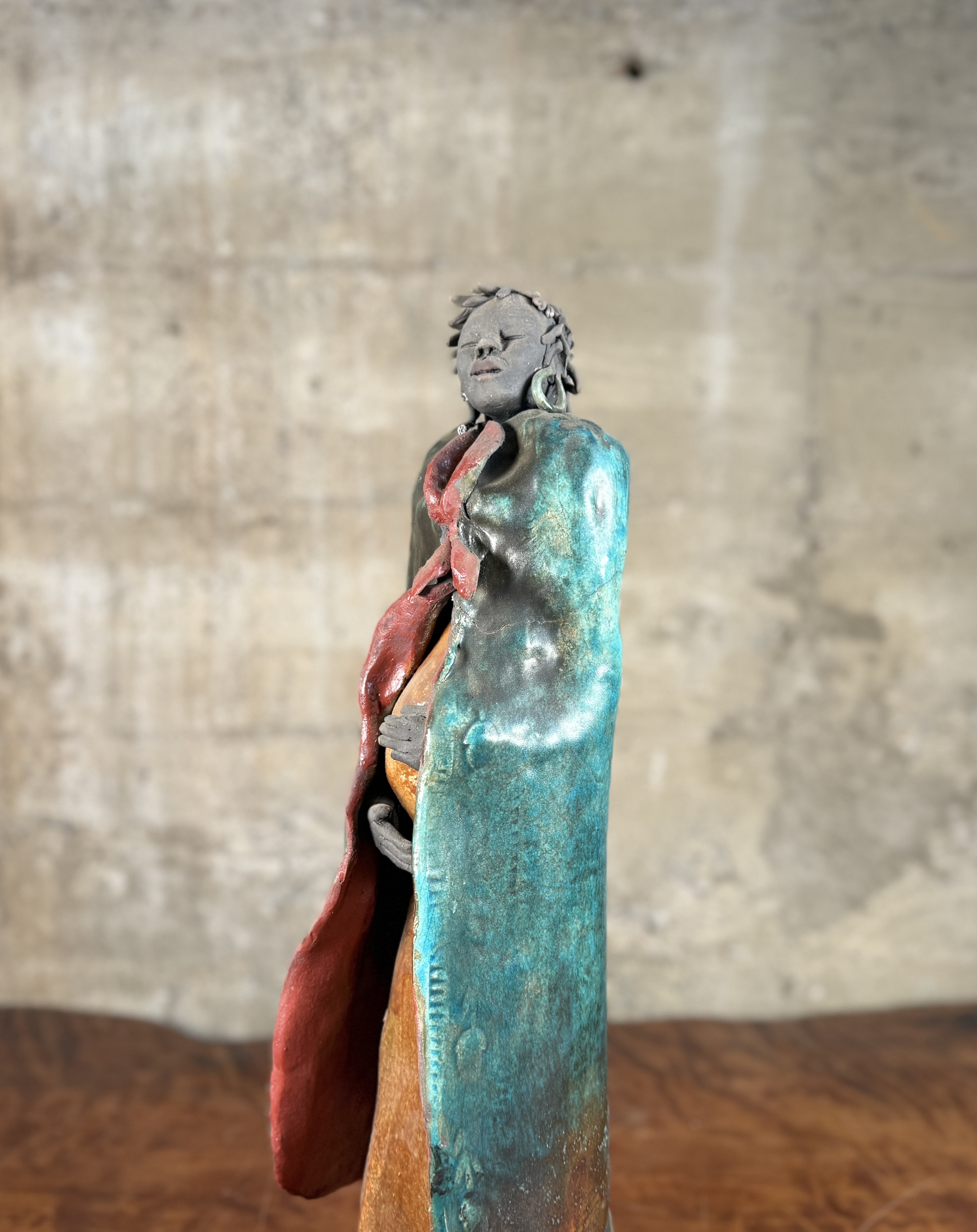 DEANNA, WOMAN WITH CHILD SCULPTURE