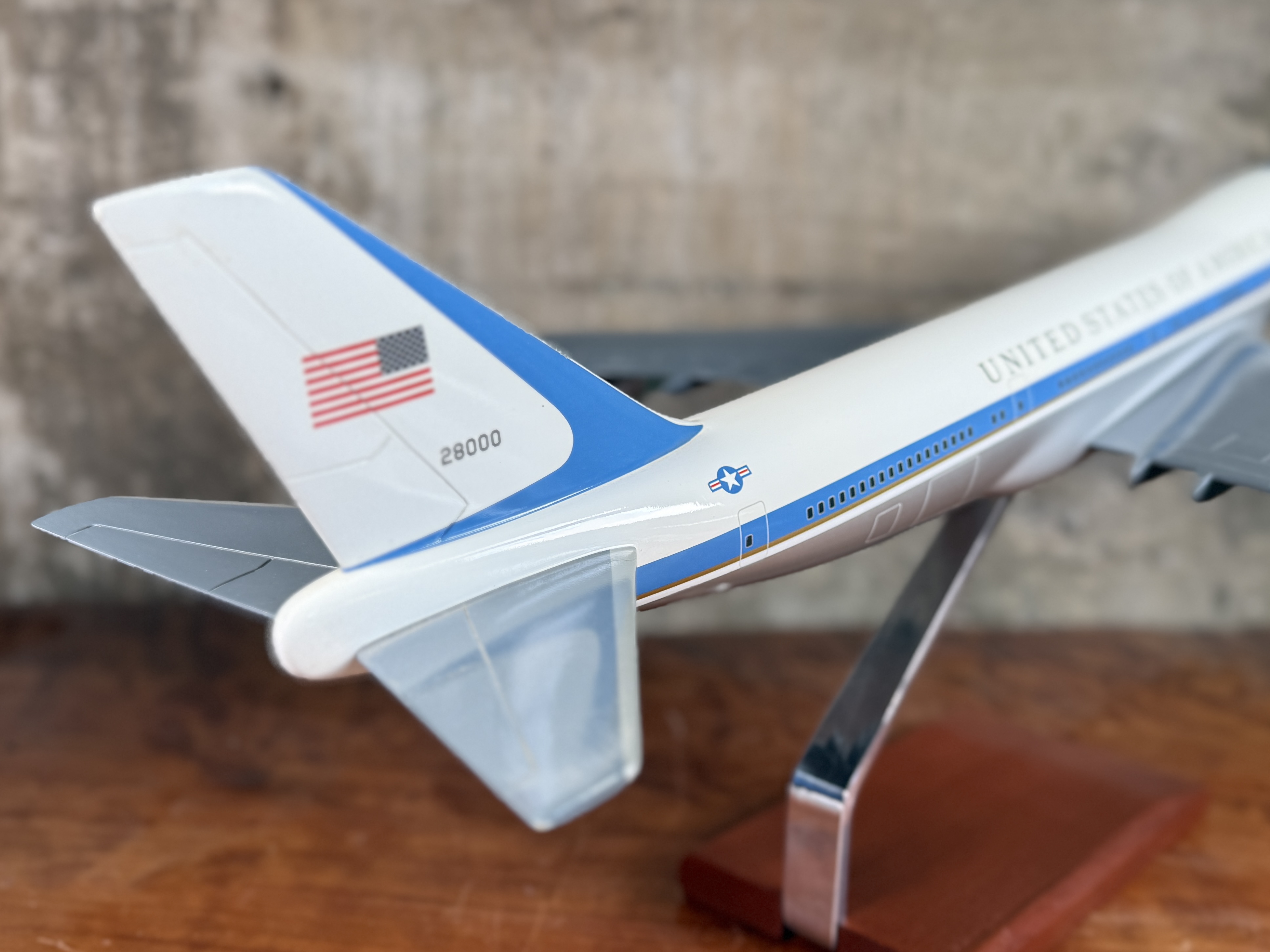 SKYMARKS , BOEING AIR FORCE ONE MODEL SCULPTURE