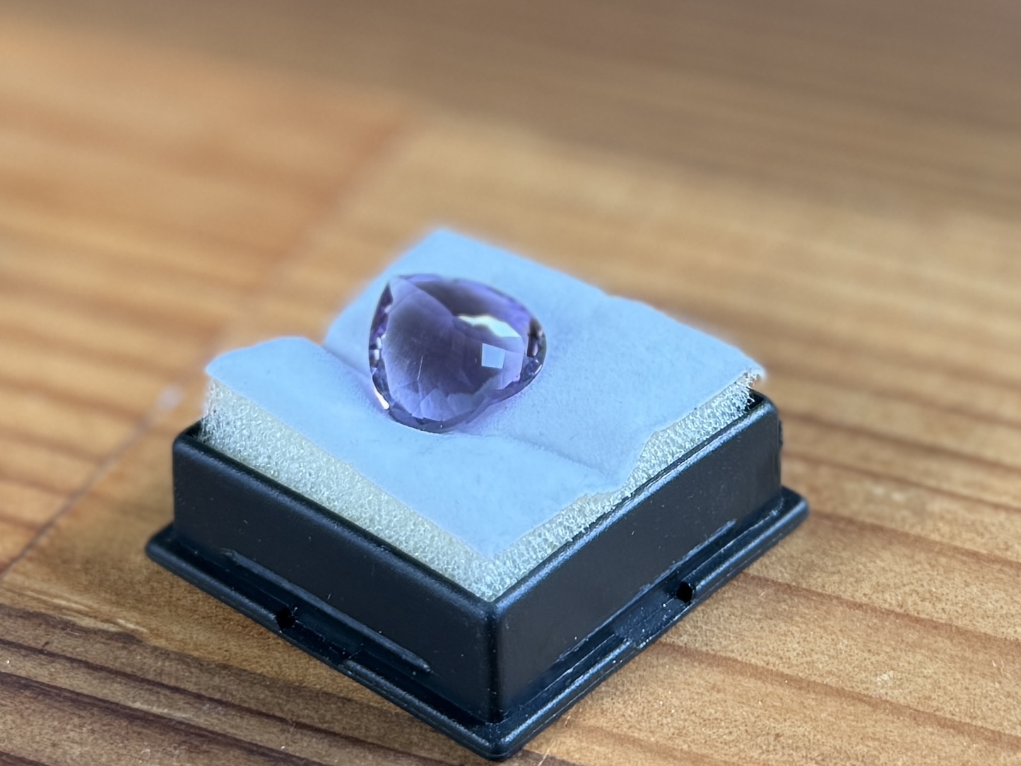 AMETHYST "HEART" GEMSTONE