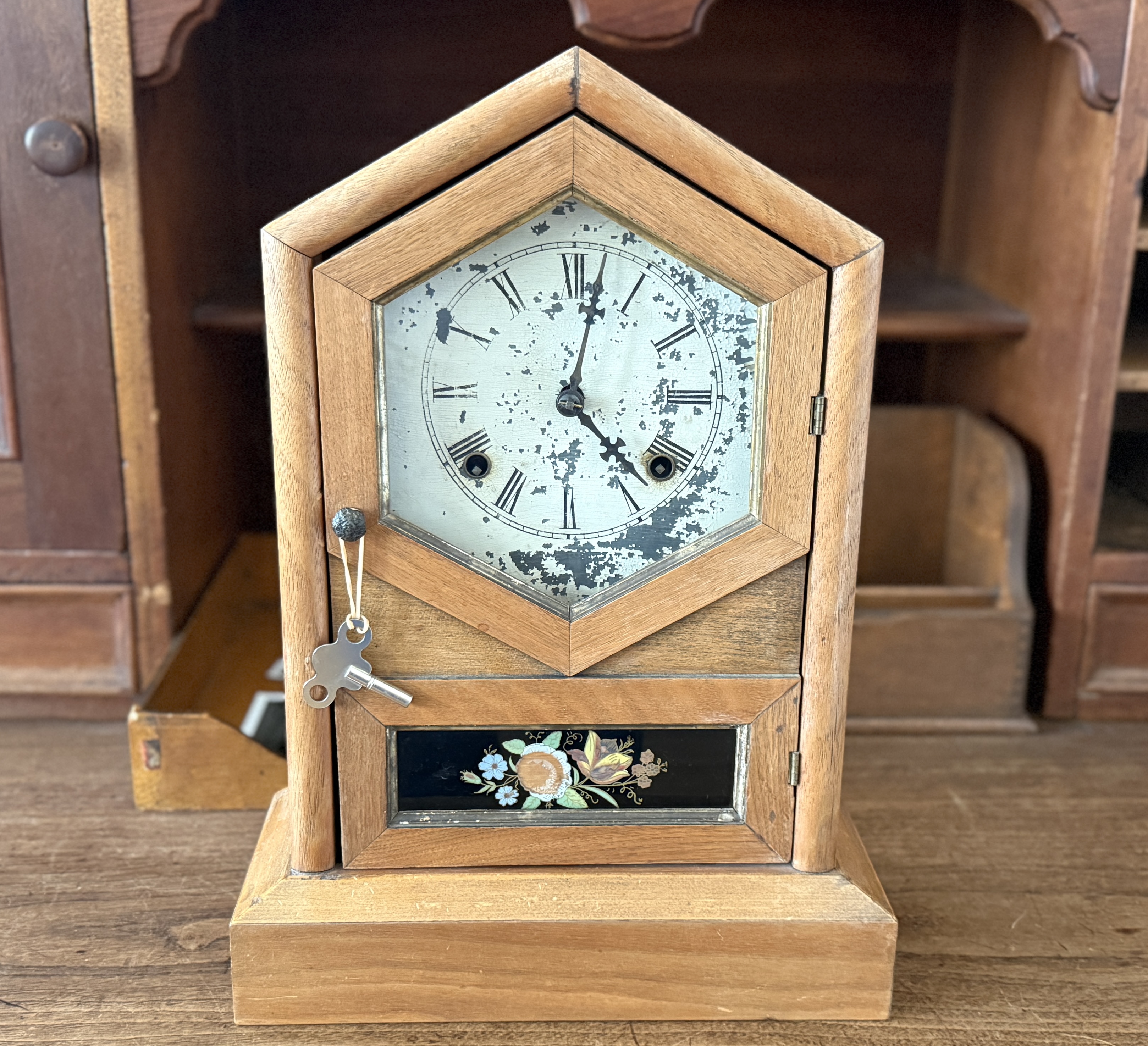 JEROME & CO., PENDULUM CLOCK