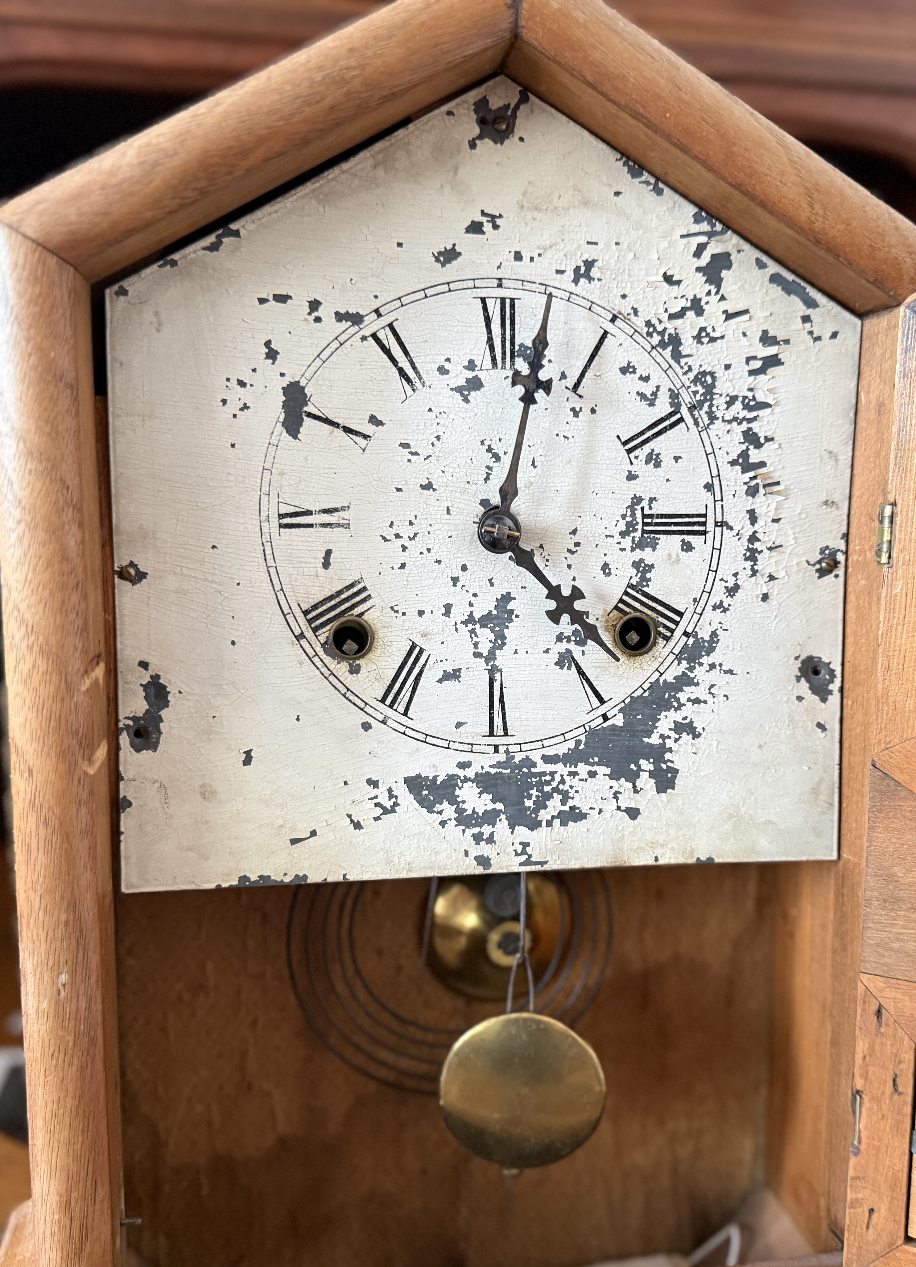 JEROME & CO., PENDULUM CLOCK
