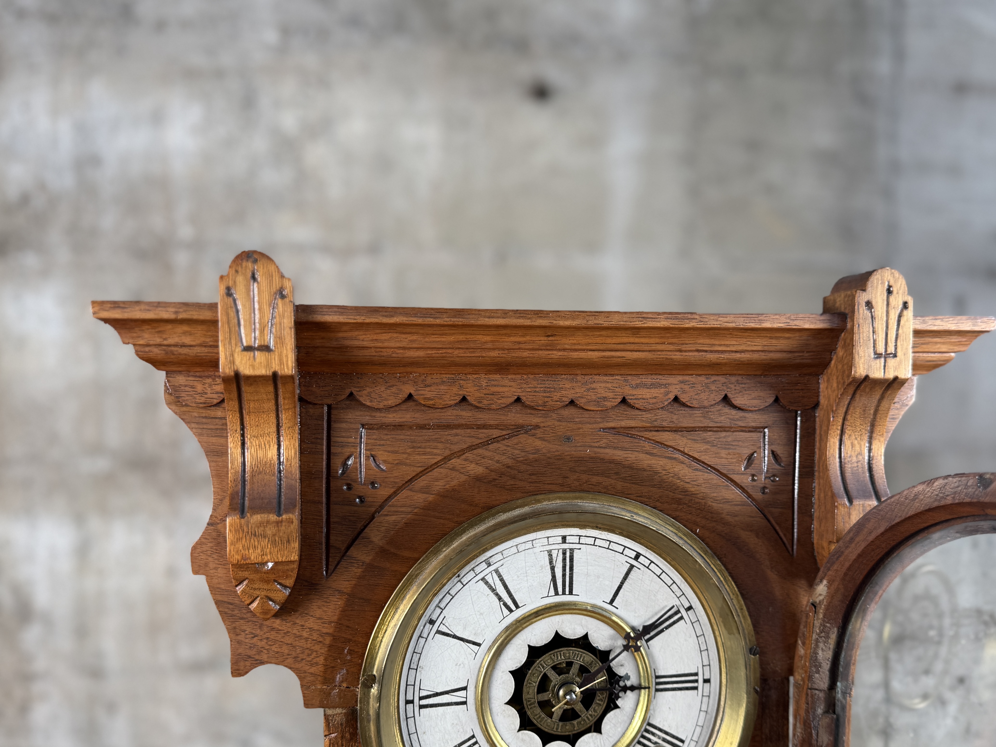 WATERBURY CLOCK