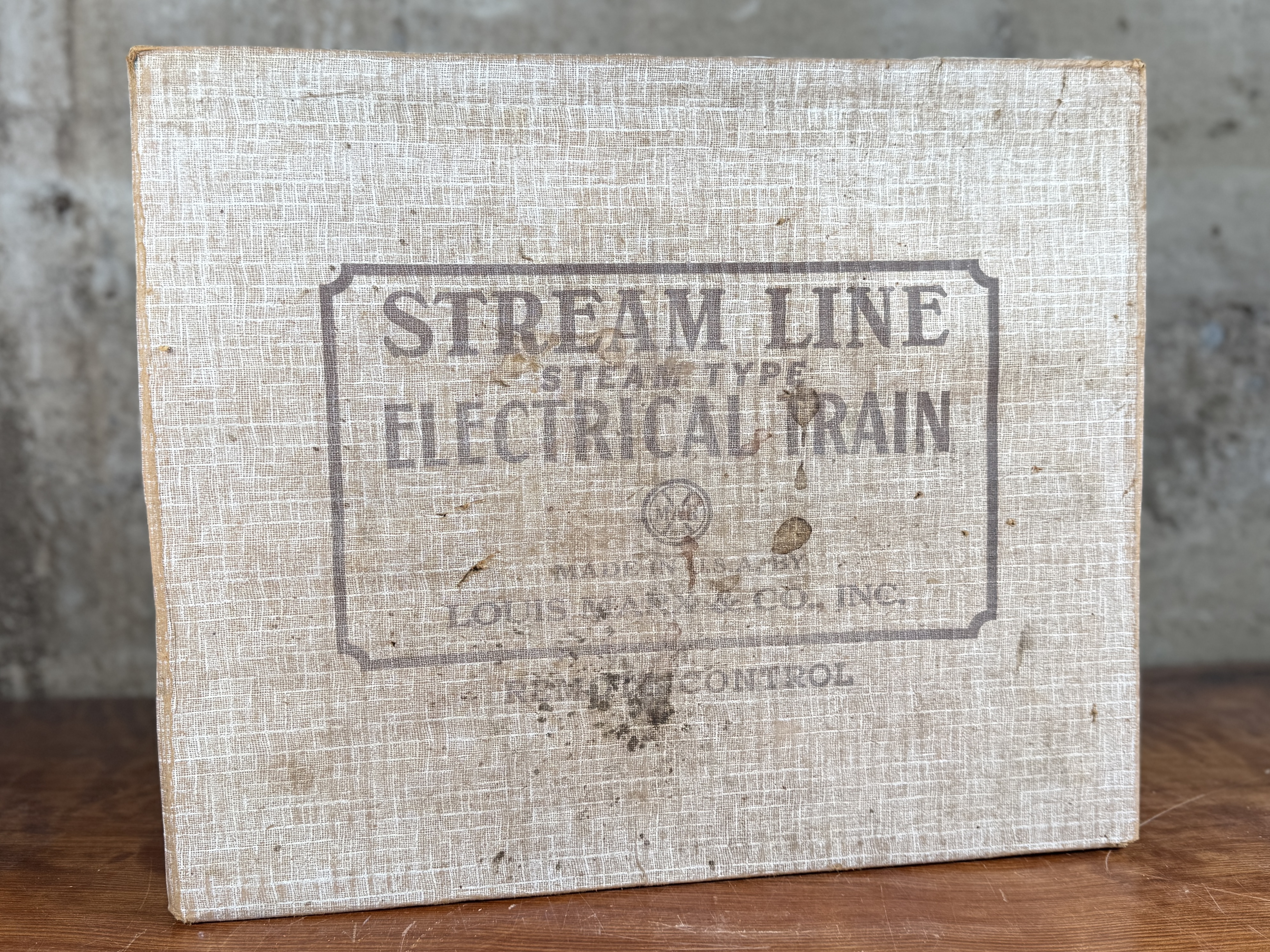 LOUIS MARX & CO., "STREAM LINE STEAM TYPE ELECTRICAL TRAIN" SET BOX