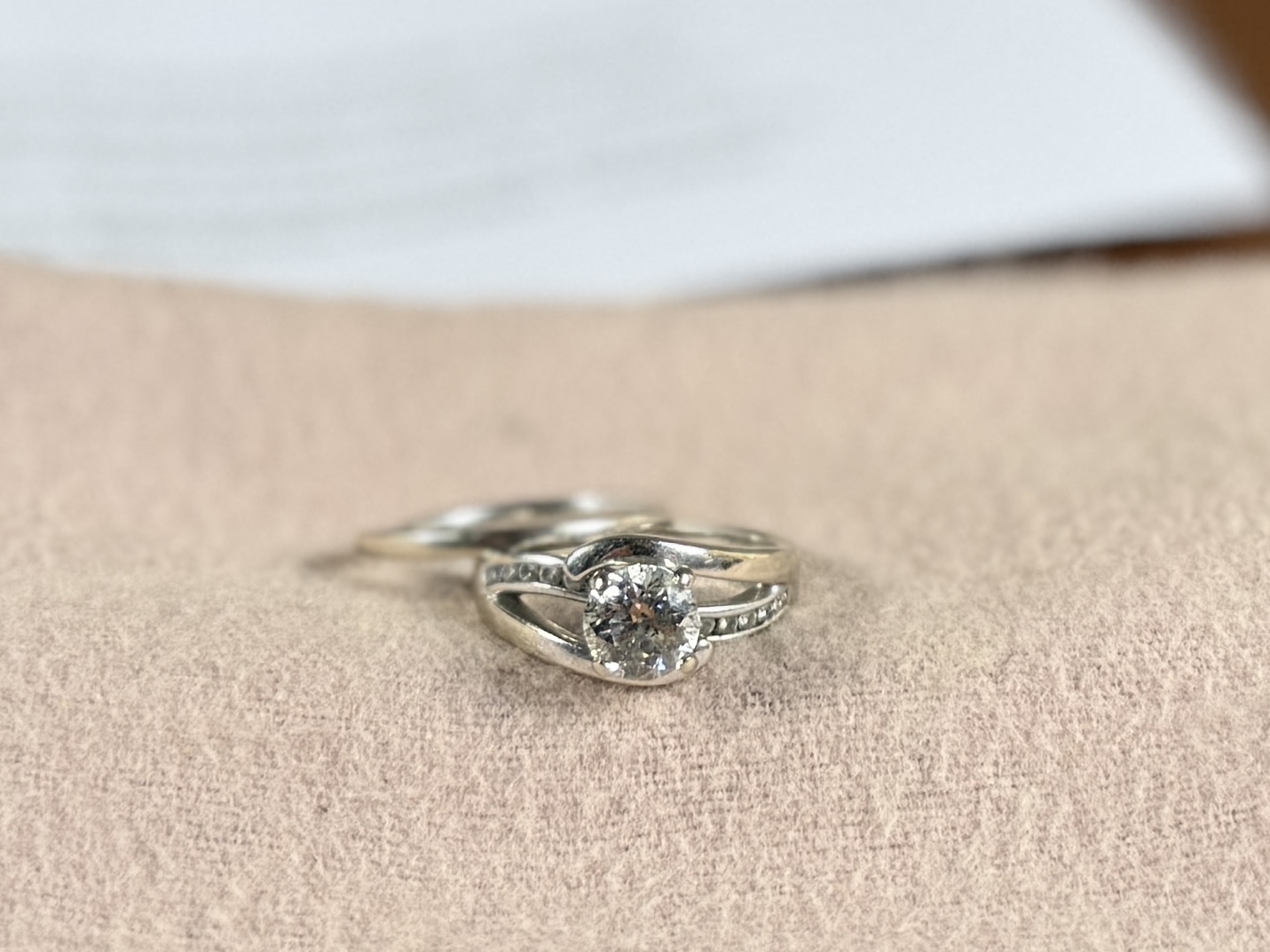 14K GOLD & DIAMOND WEDDING RING & BAND SET