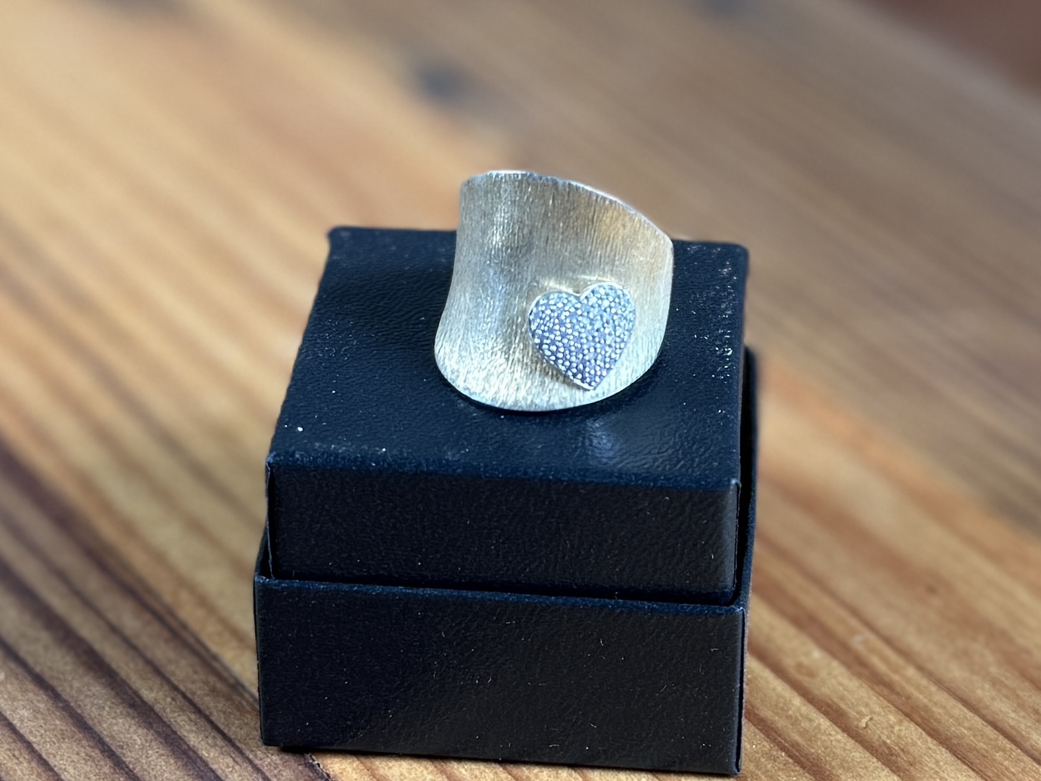 KAY JEWELERS, GOLD ON STERLING SILVER HEART RING