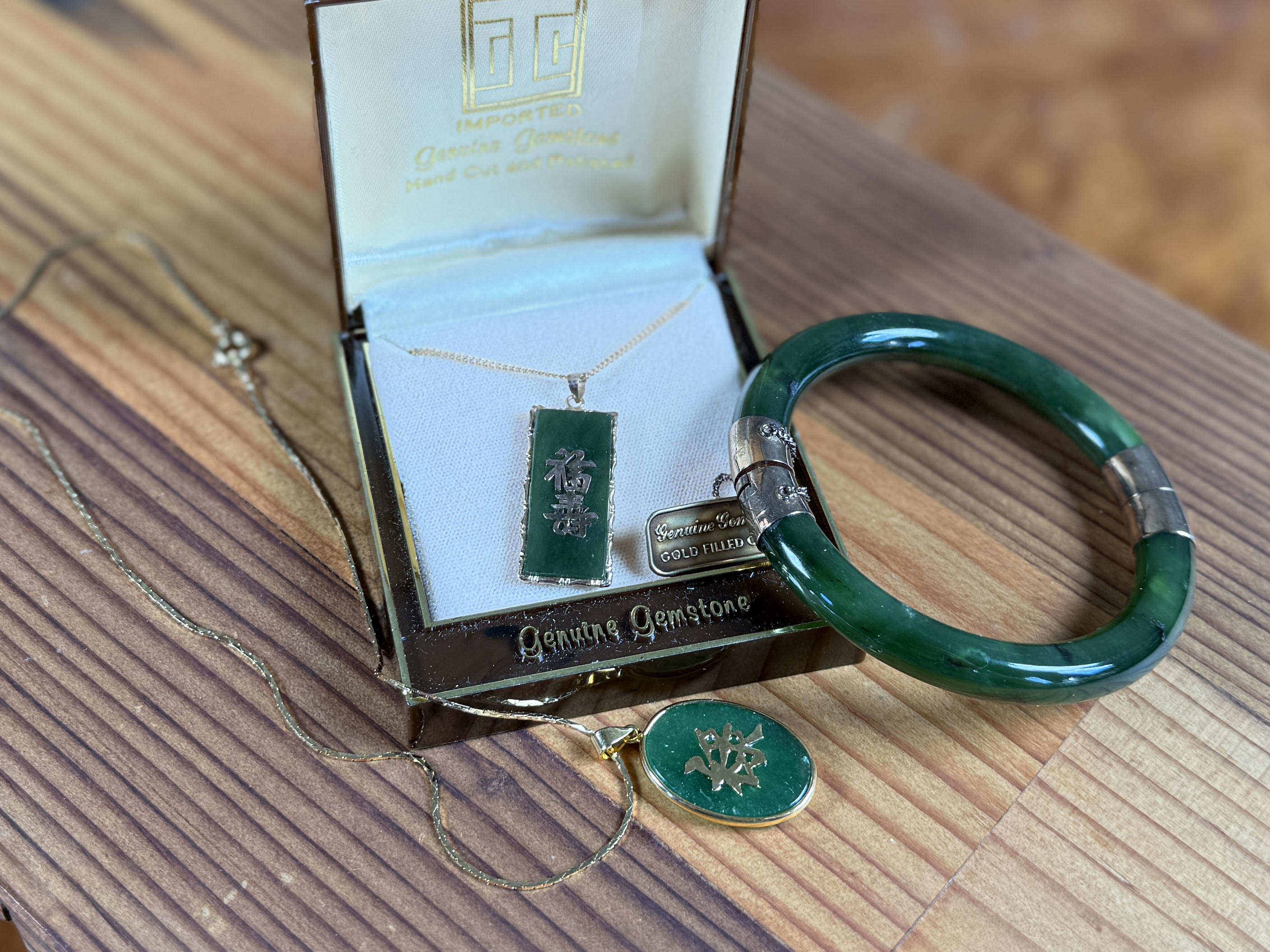 GOLD PLATED JADE JEWELRY COLLECTION