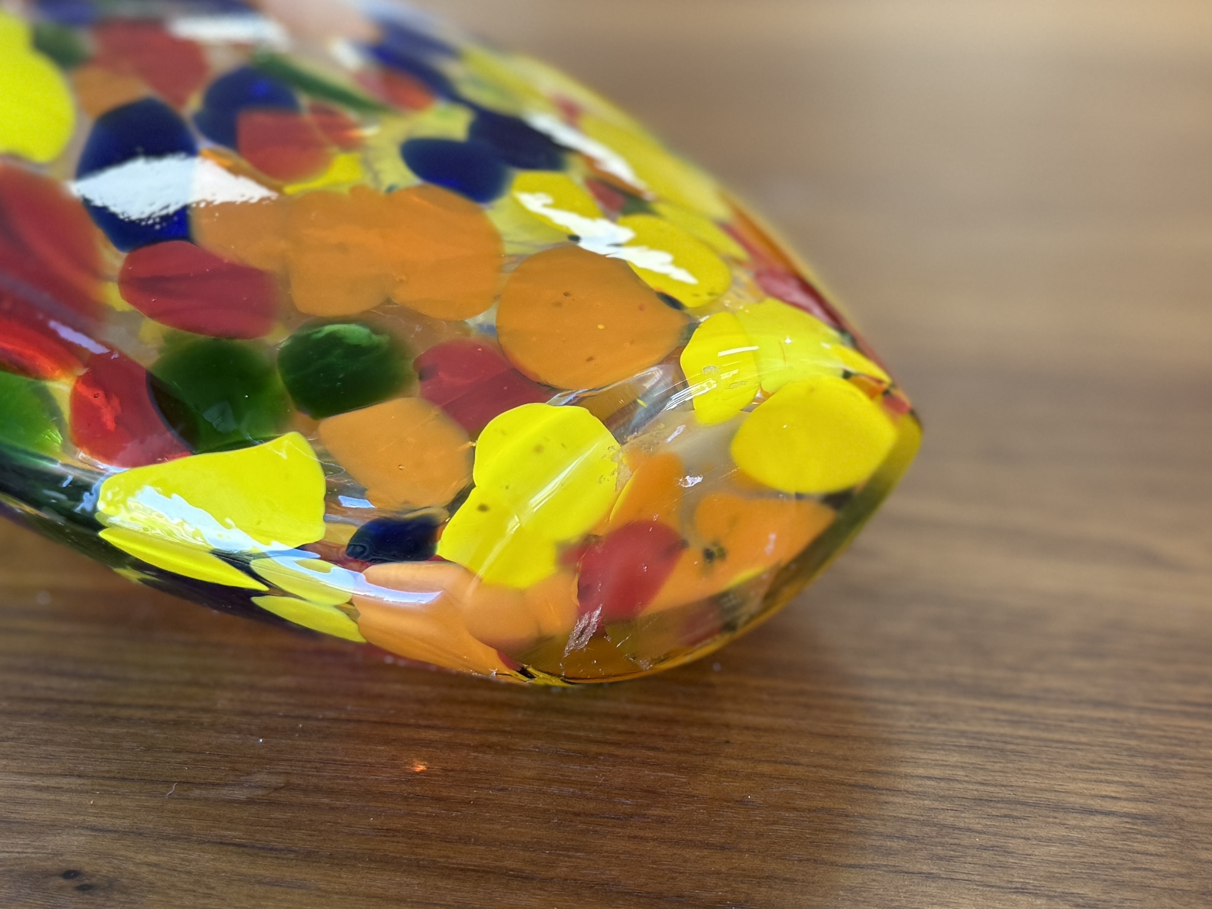 BLOWN GLASS VASE