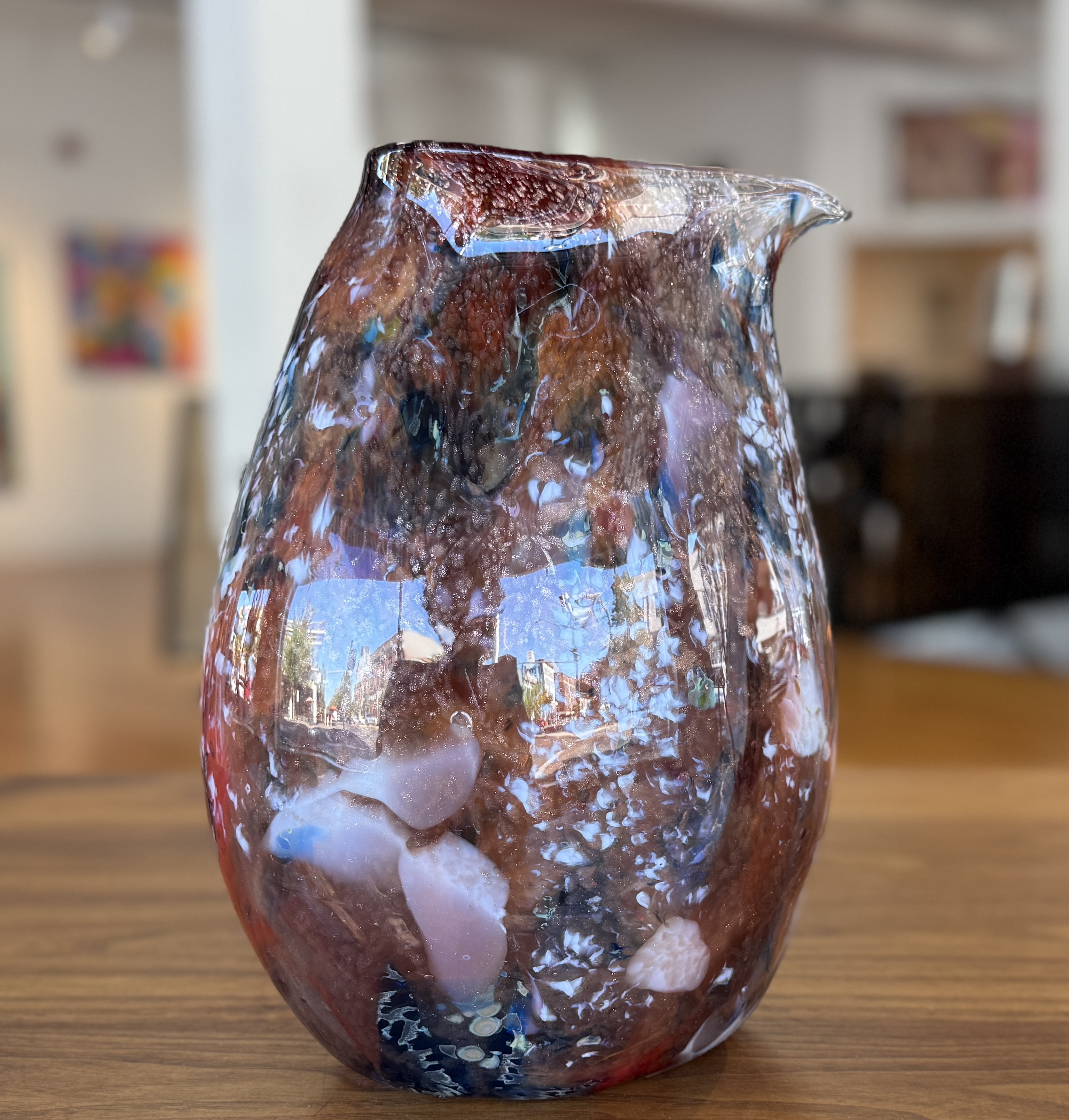HAND-BLOWN ART GLASS VASE