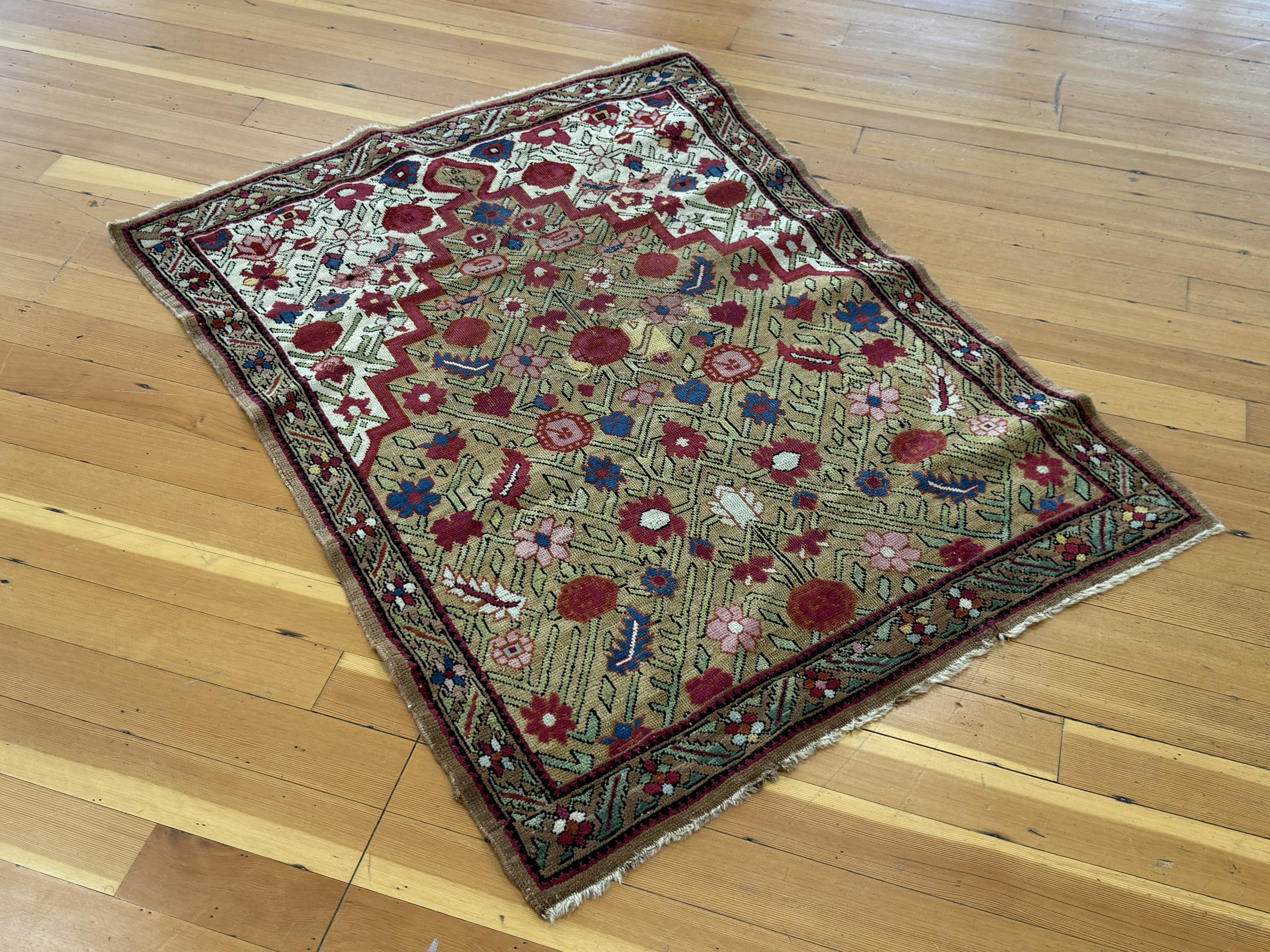 KARABAGH CHRISTIAN PRAYER RUG