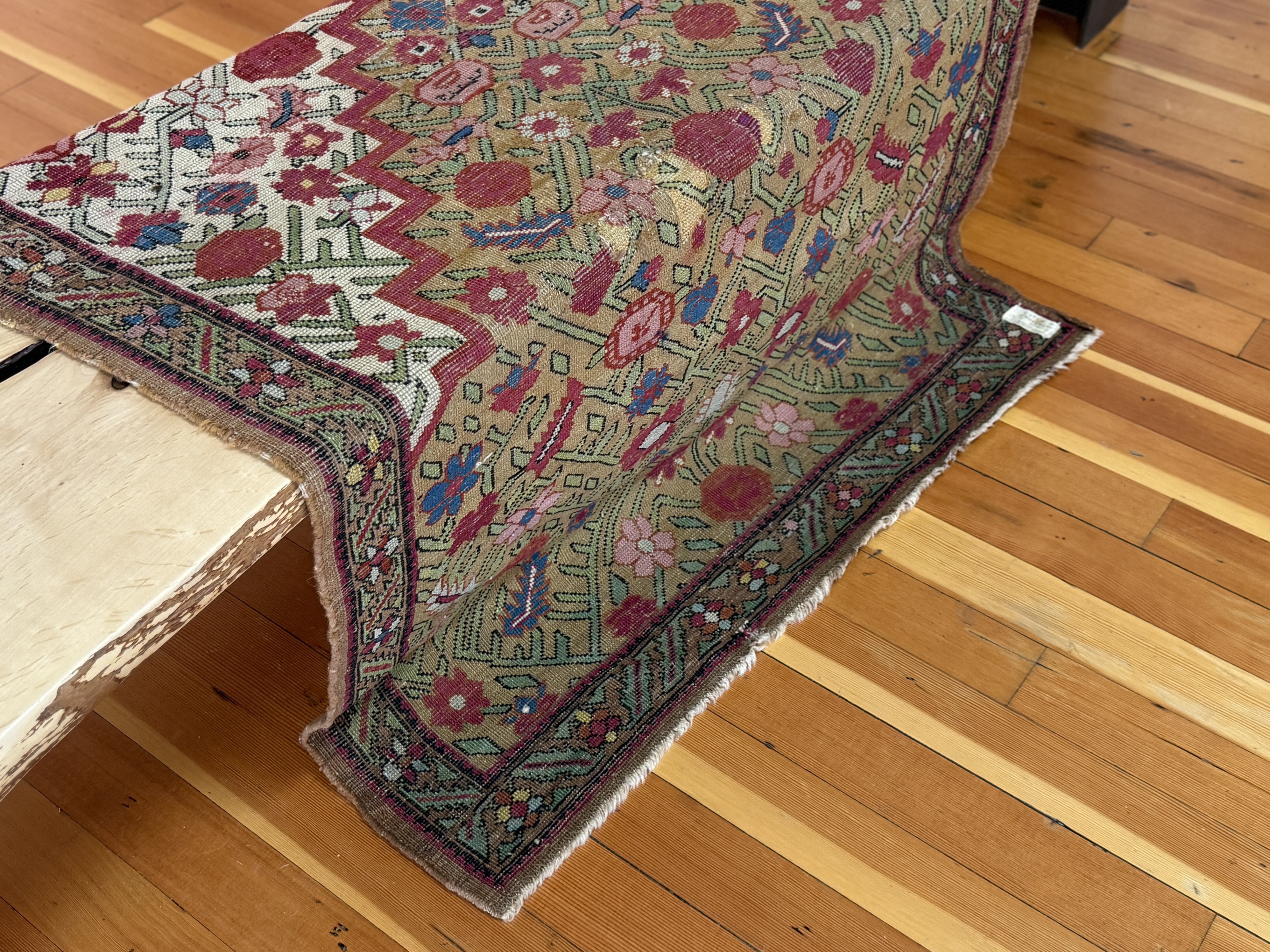 KARABAGH CHRISTIAN PRAYER RUG