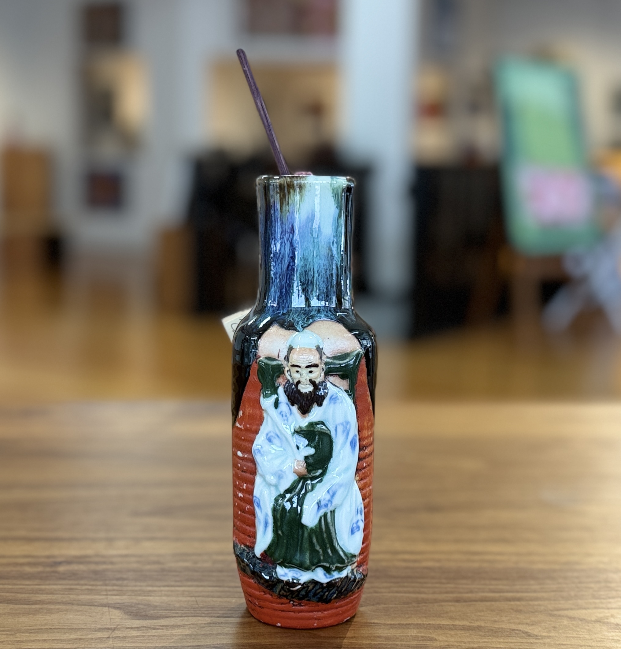 JAPANESE CERAMIC VASE