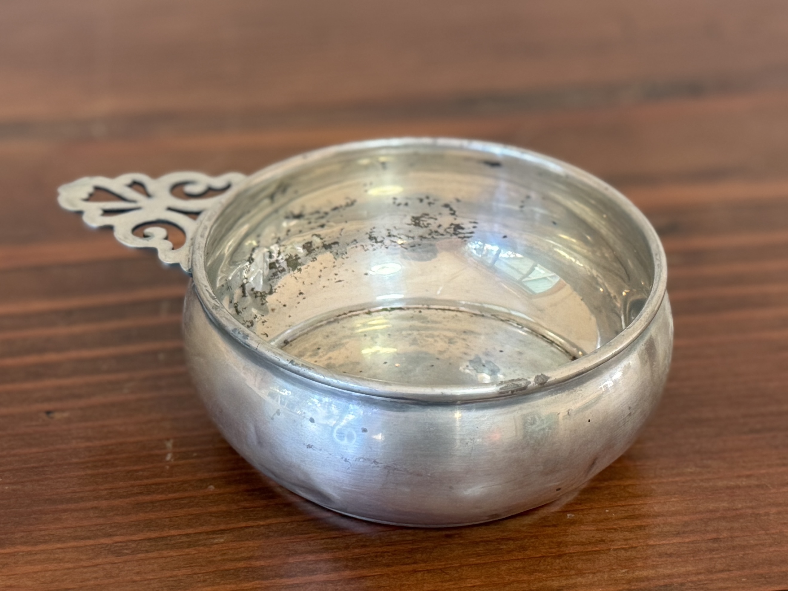 WALLACE, STERLING SILVER PORRINGER