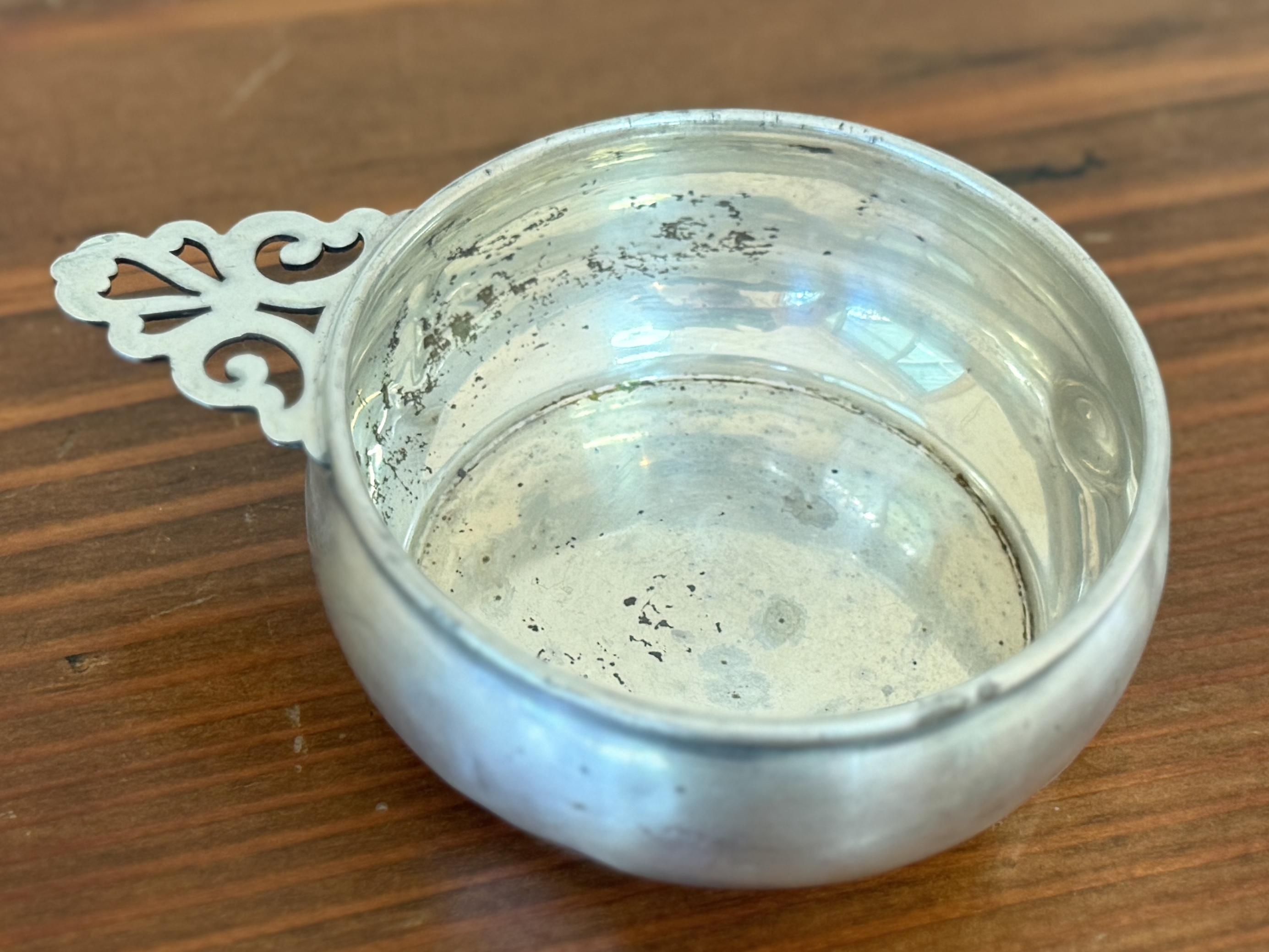 WALLACE, STERLING SILVER PORRINGER