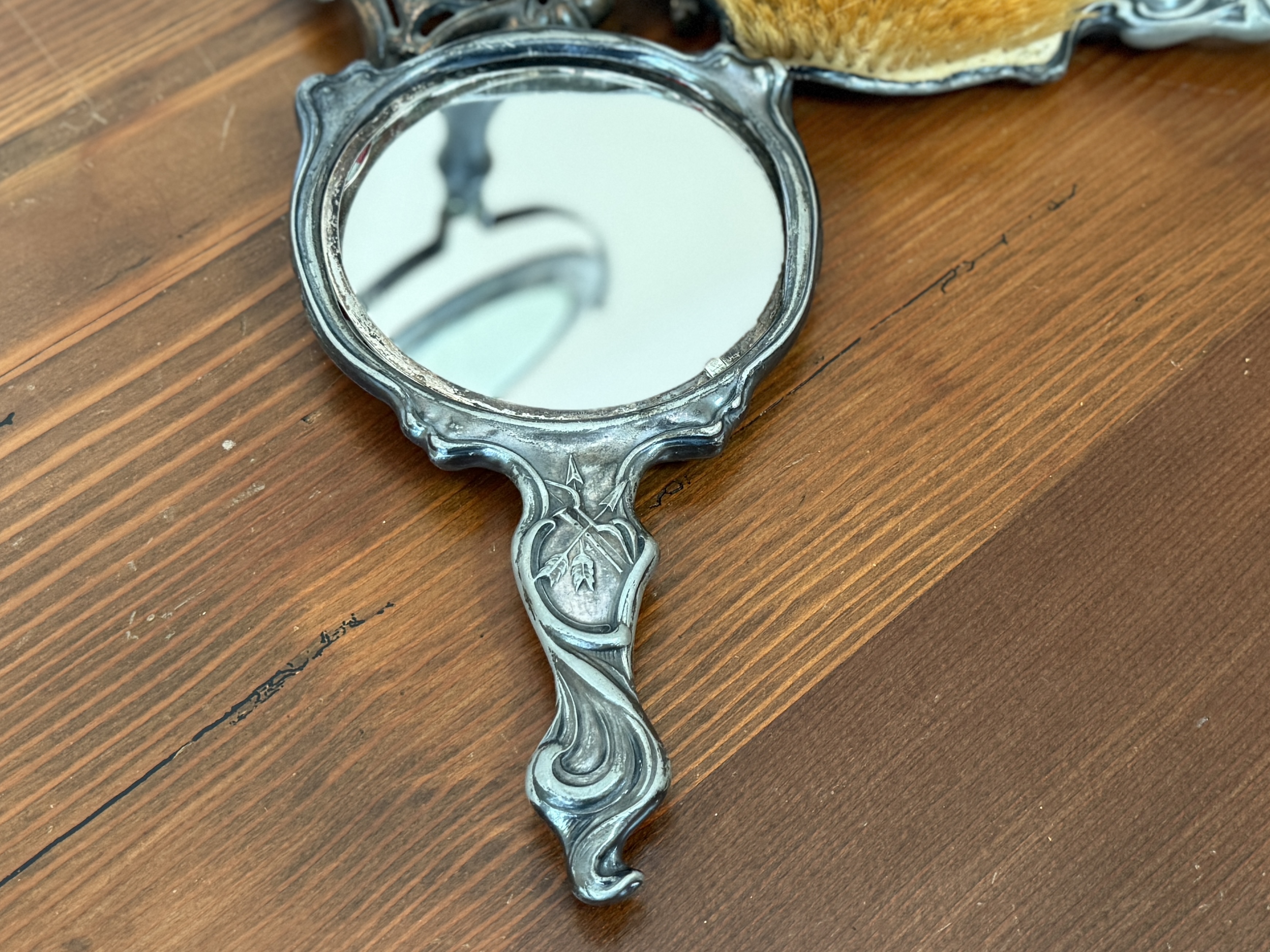 DERBY SILVER COMPANY, VANITY SET